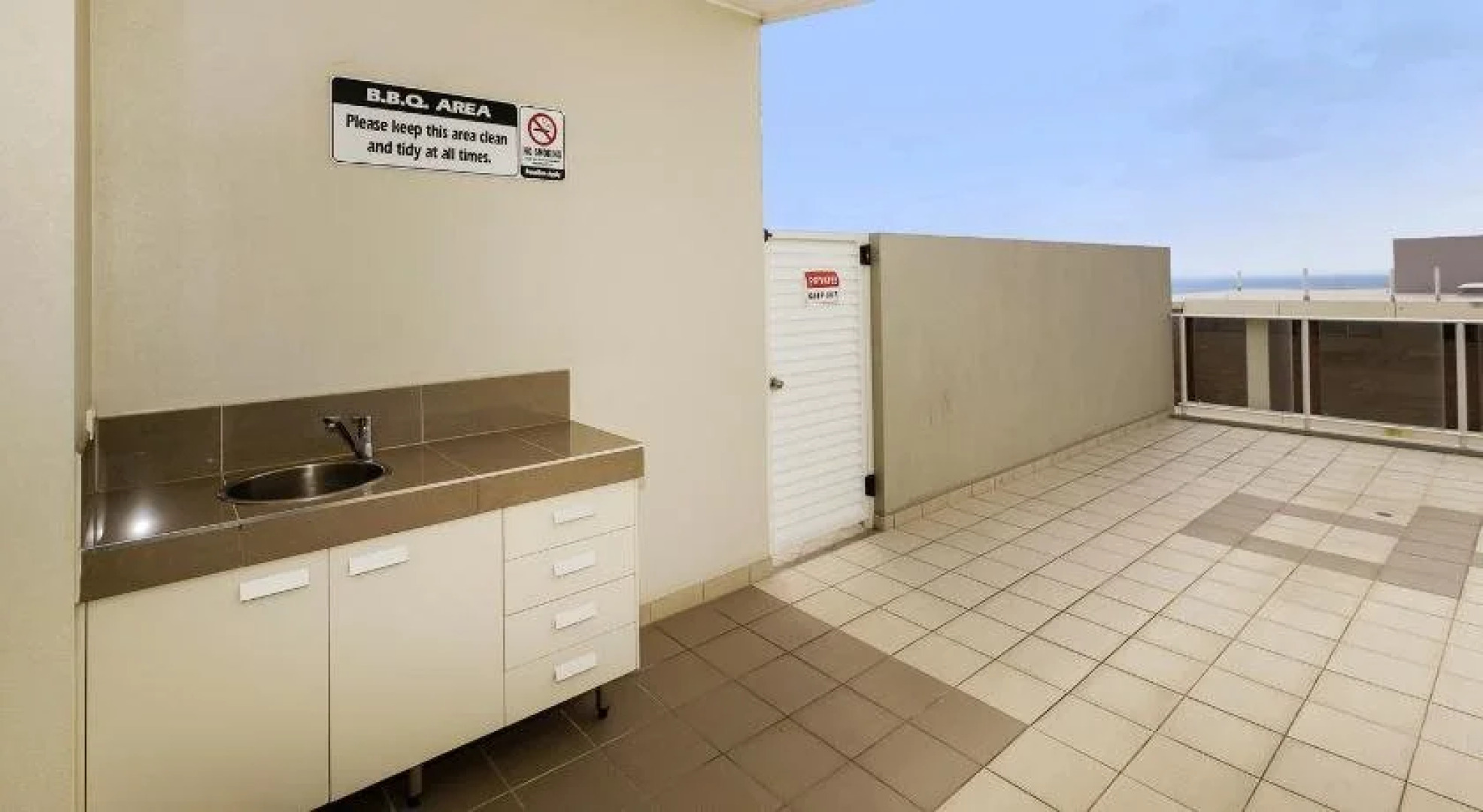 Sutton Beach Apartments