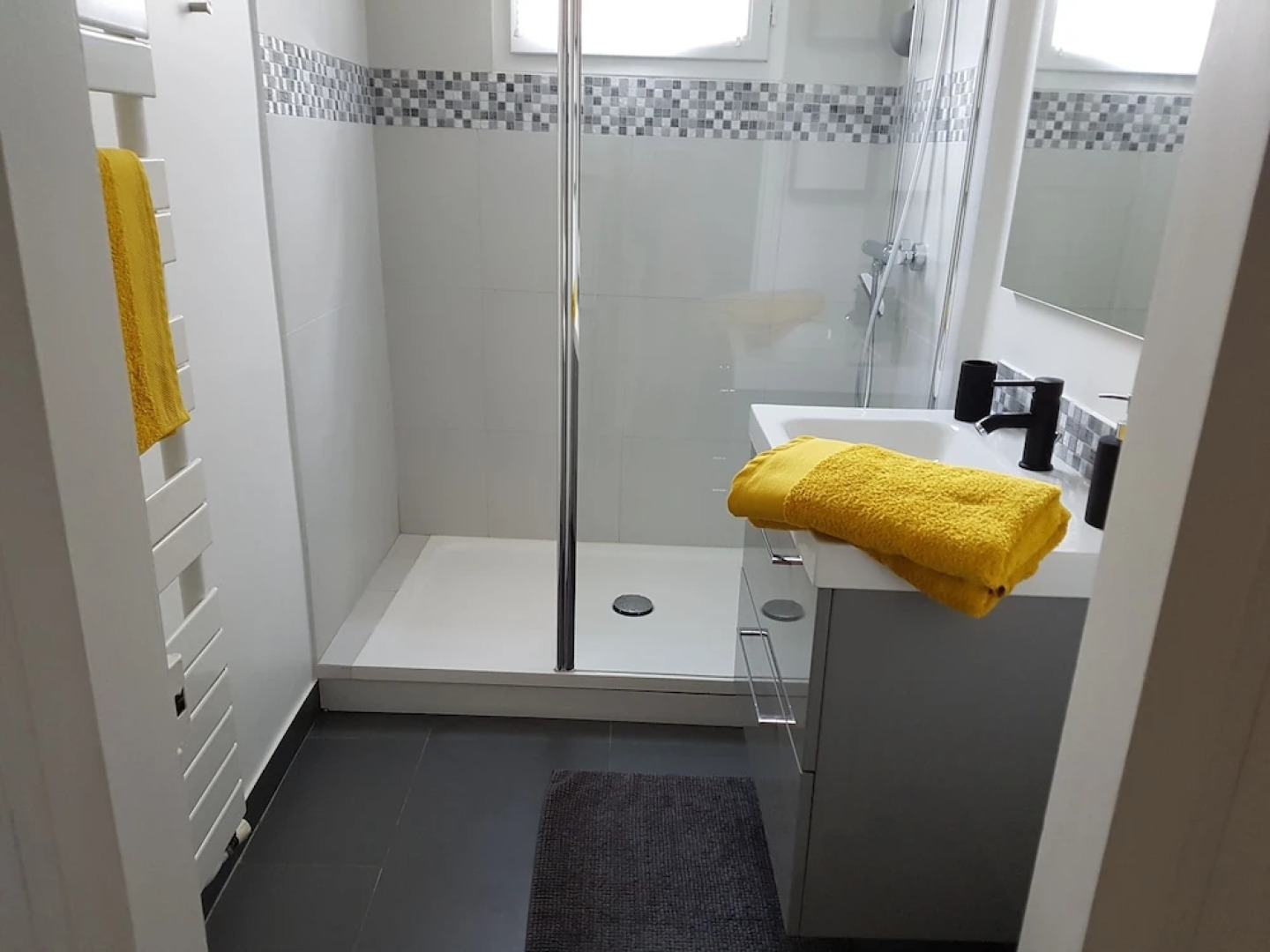 Fontainebleau Sweet Home Garden