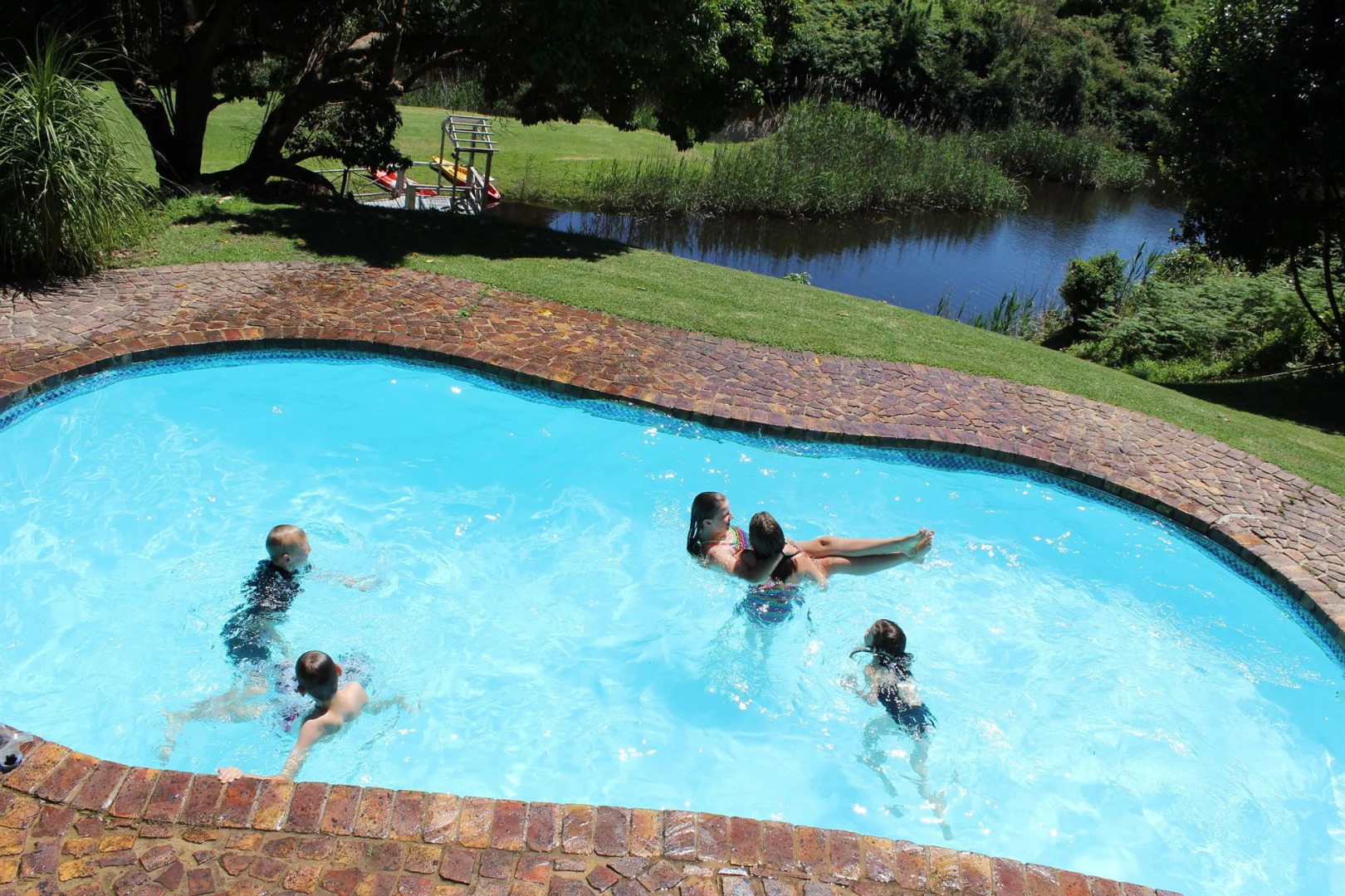 Blackwaters River Lodge
