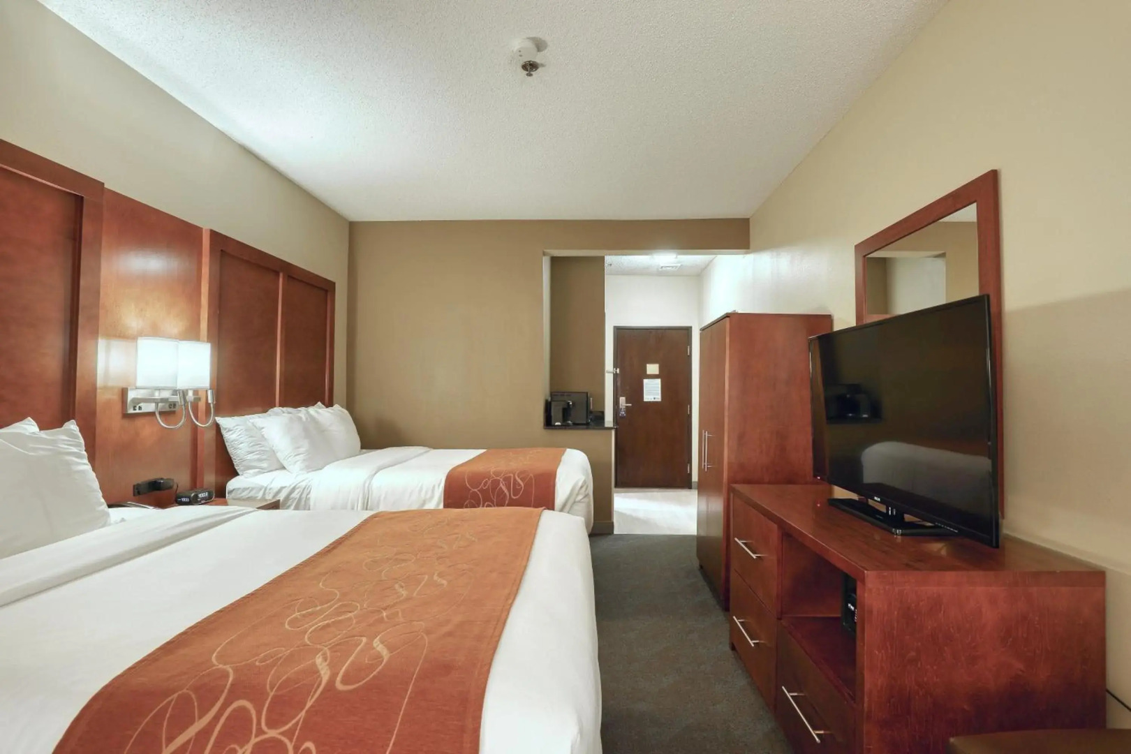 Comfort Suites Appleton Airport