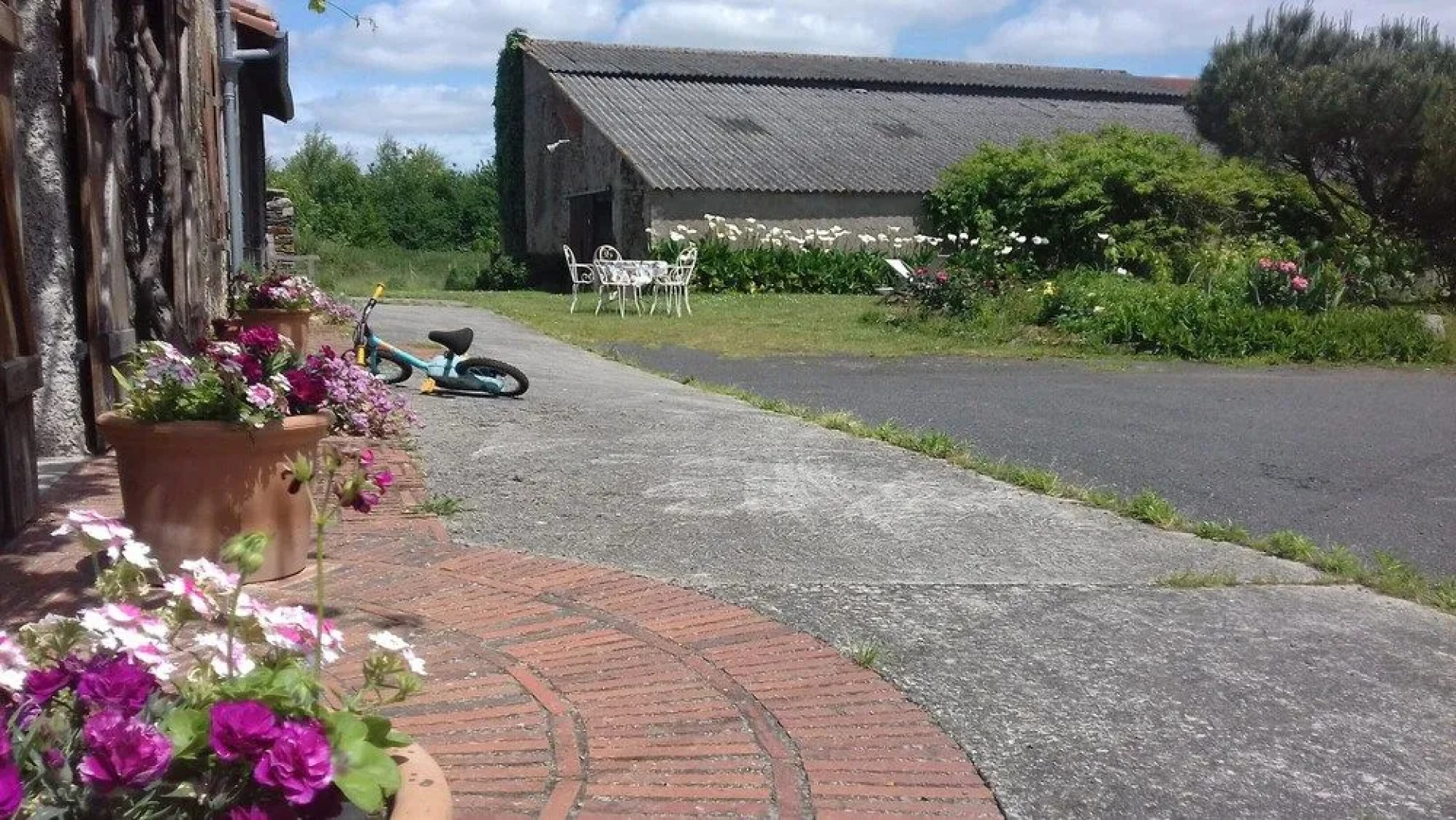Chambres dhôtes Le Château Rouge