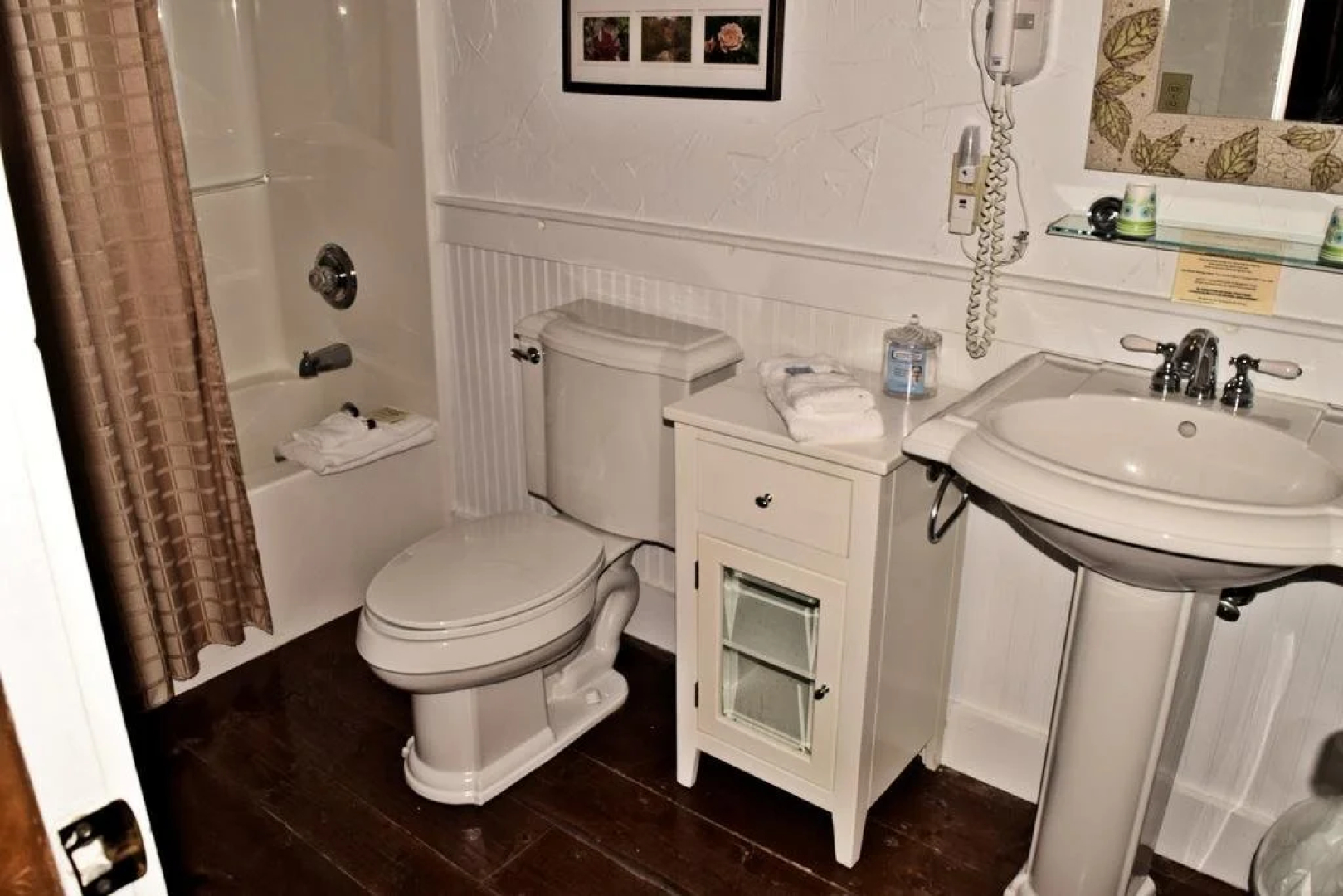 The Overlook Inn Bed and Breakfast