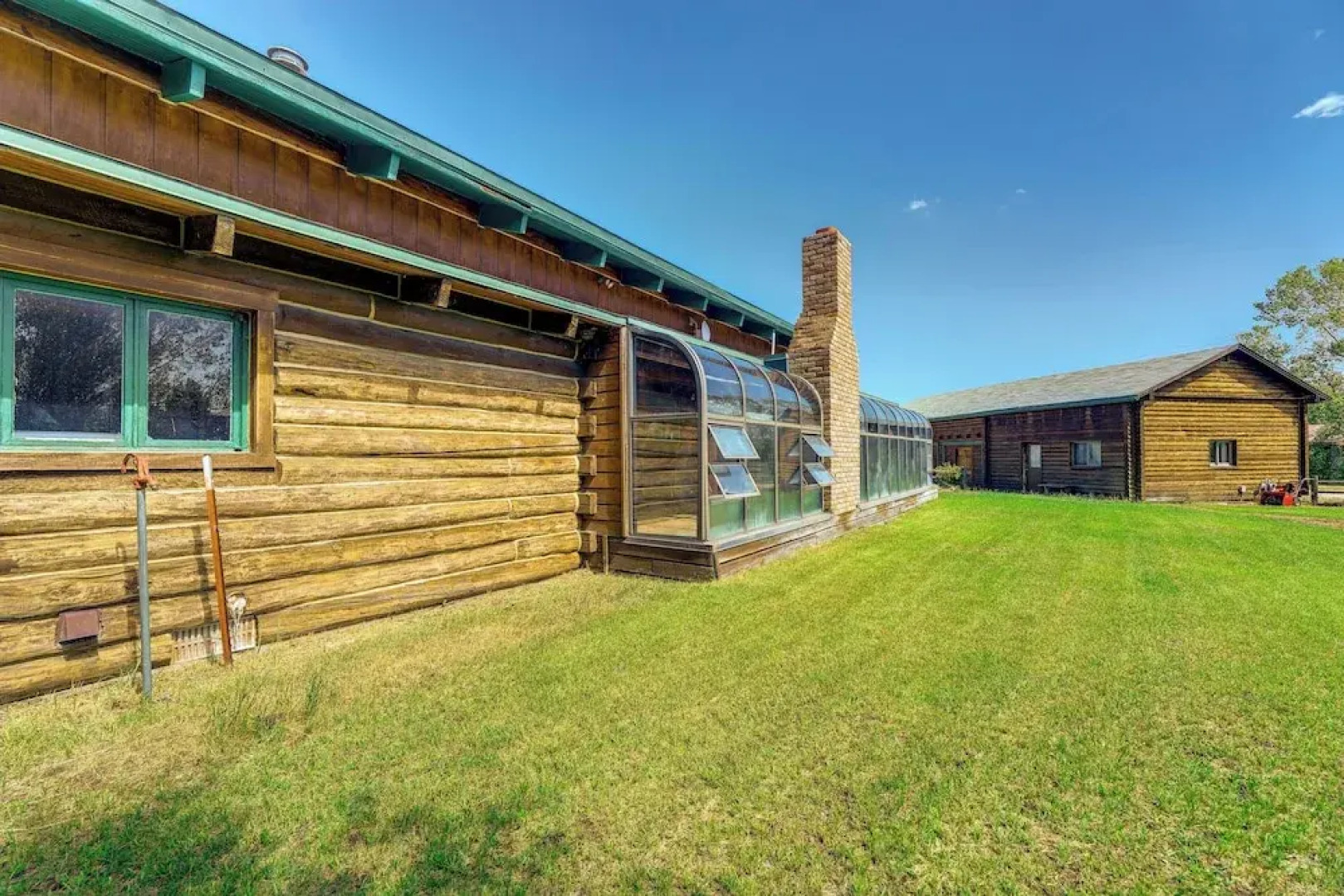 Spacious Pinedale Home w/ Mountain Range View