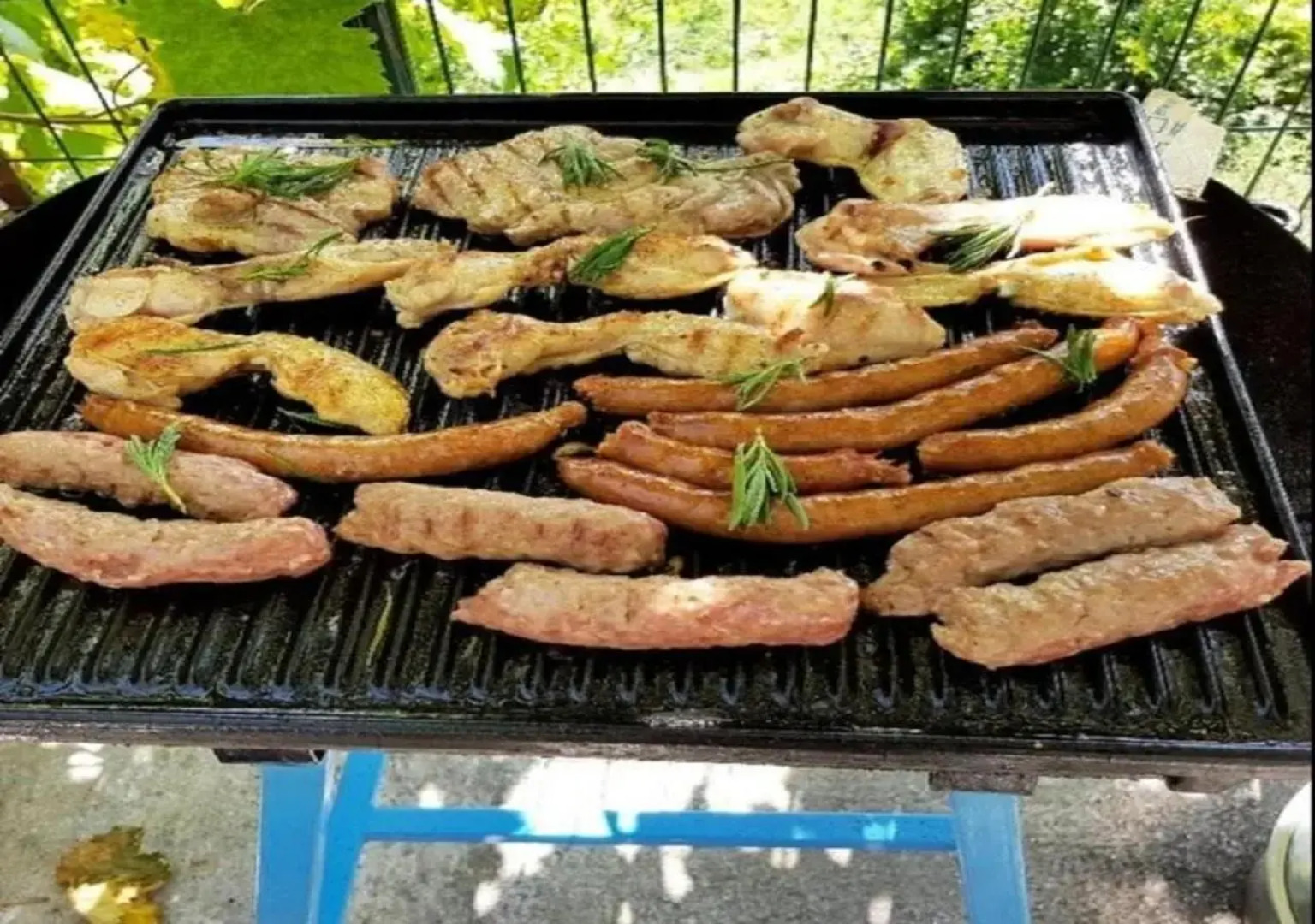 Etno House Mira i Vinarija DSM