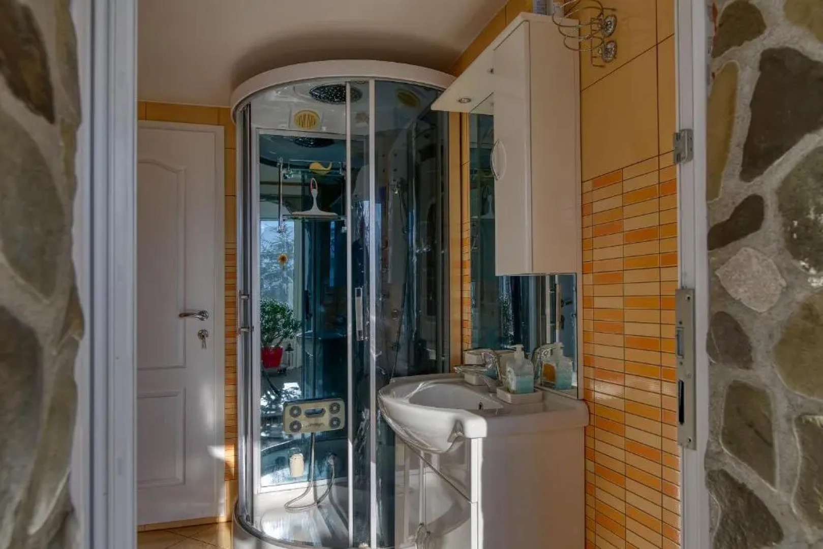 Bonidesa House With Whirlpool