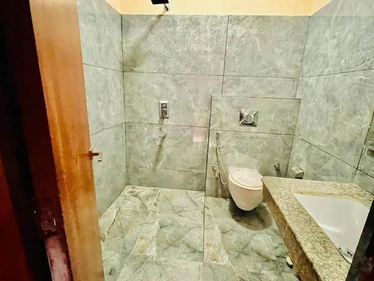 Hotel Suryadev