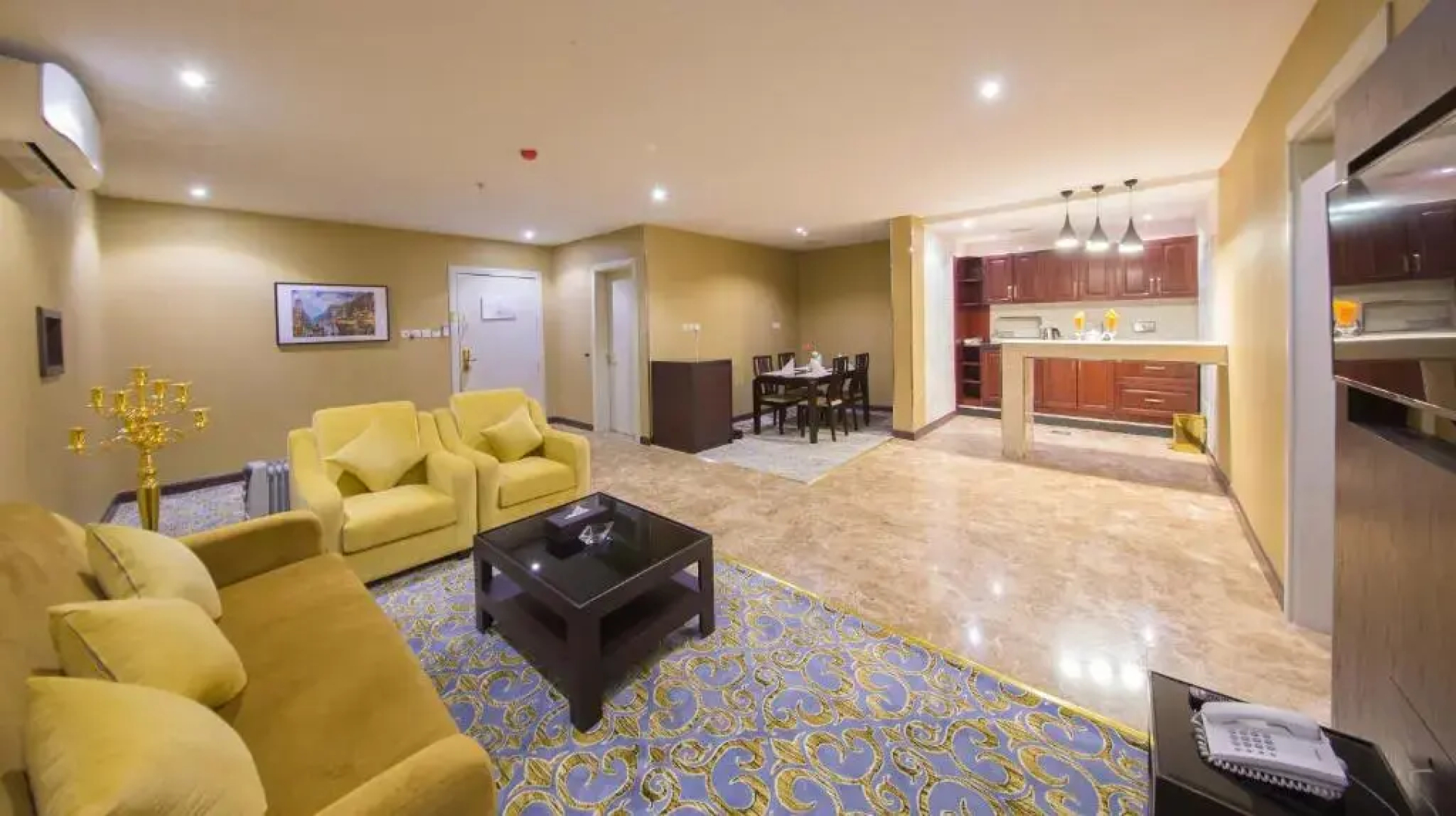 Rollins Hotel