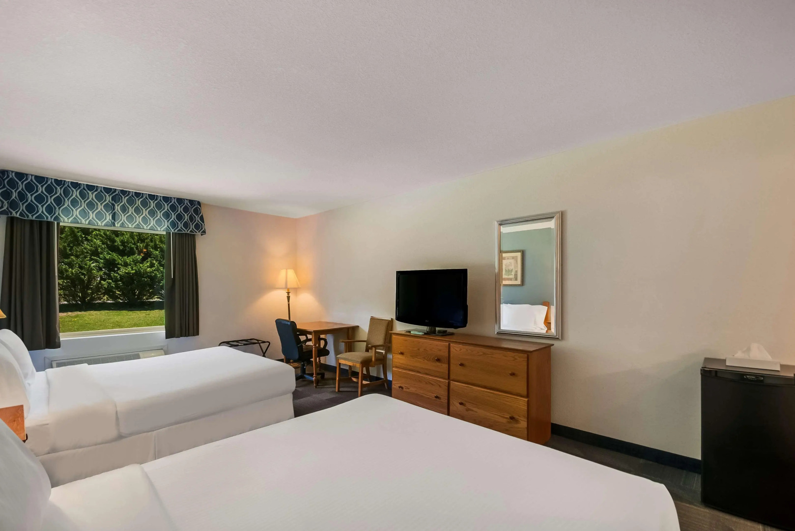 SureStay Plus Hotel by Best Western Berkeley Springs