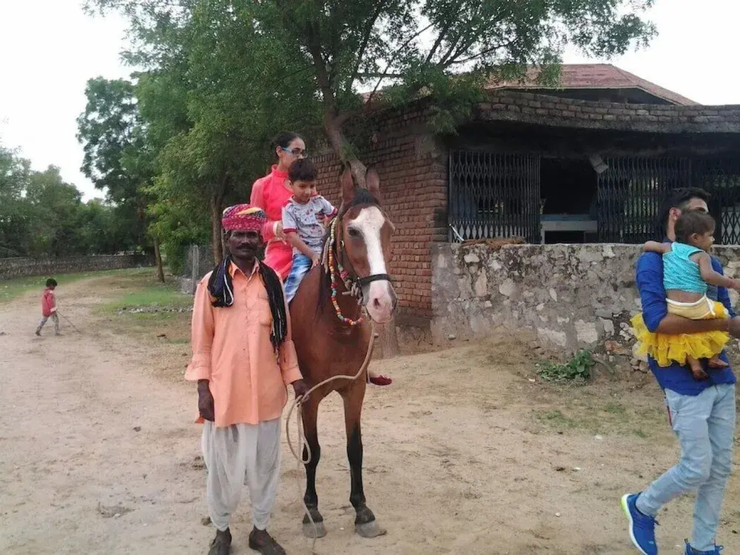 Swapanlok Farms And Resorts