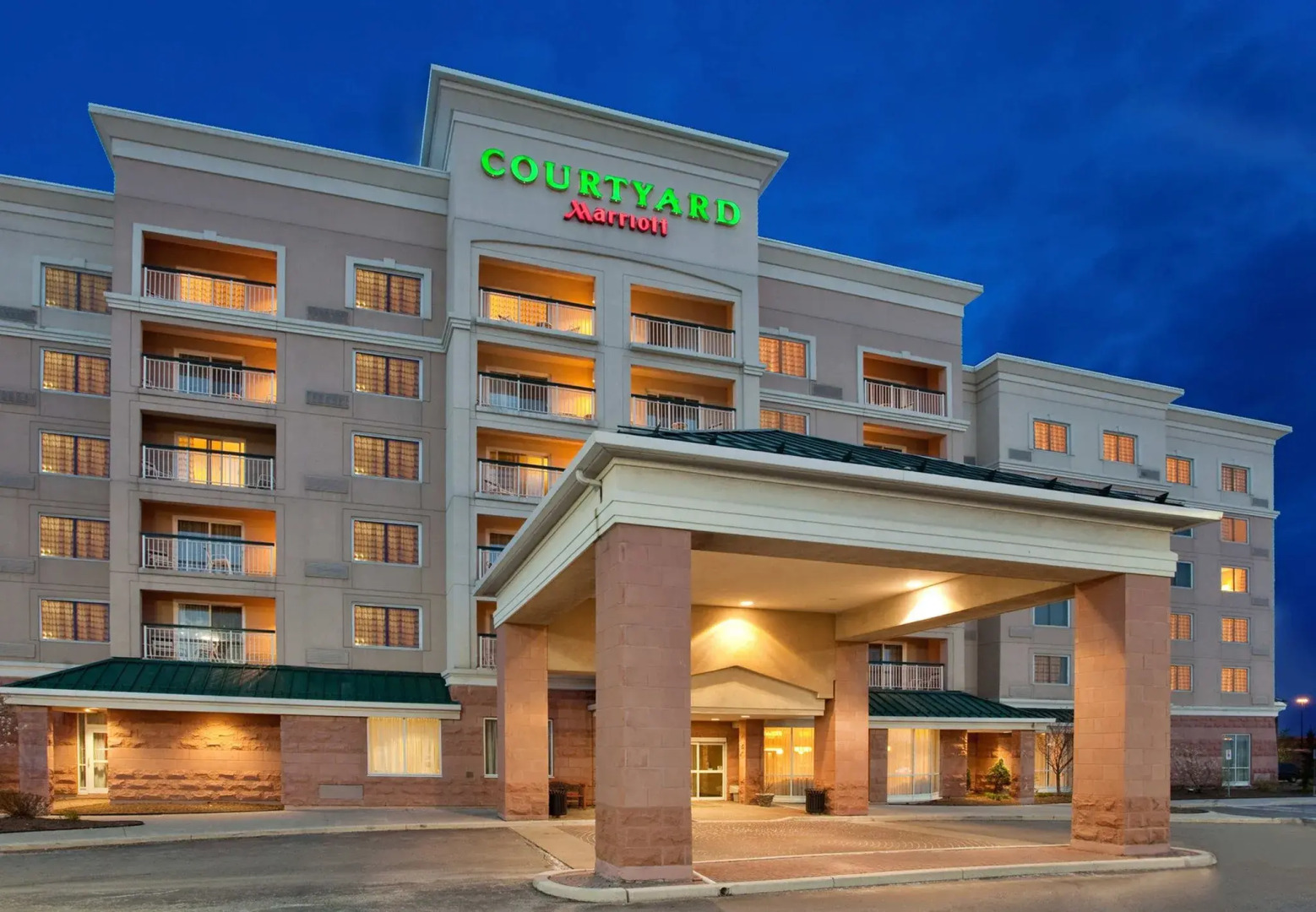 Courtyard by Marriott Toronto Vaughan
