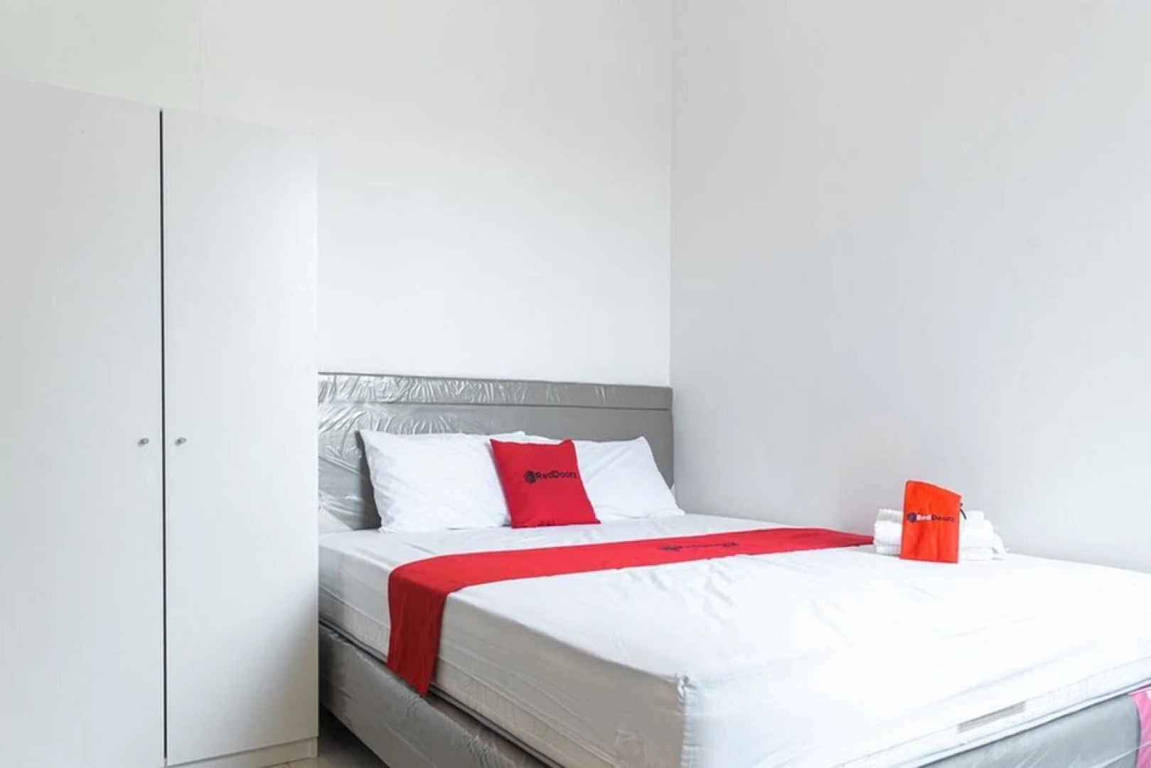 EcoHome Citra Raya Tangerang by RedDoorz