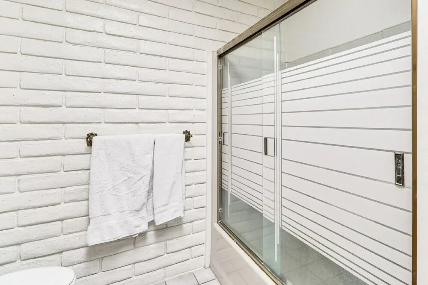 Flathead Lake Views: Scenic & Spacious Retreat!