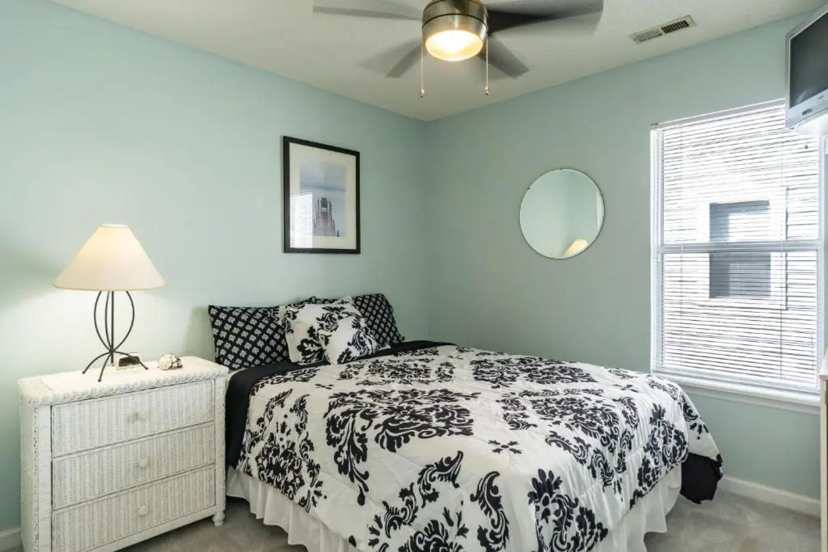 See Otter by Oak Island Accommodations