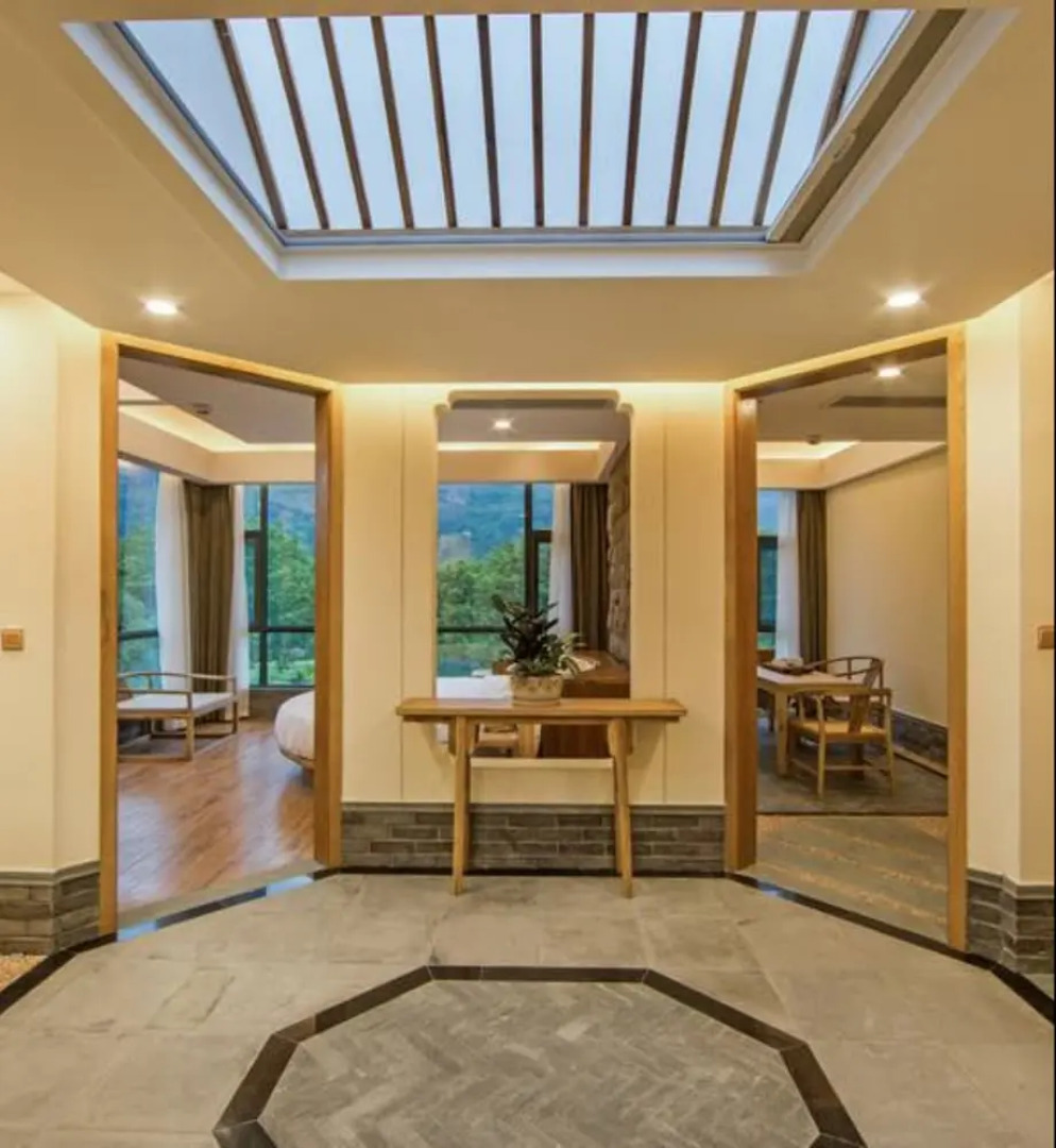 Wuyishan Old Street Hill Lodge