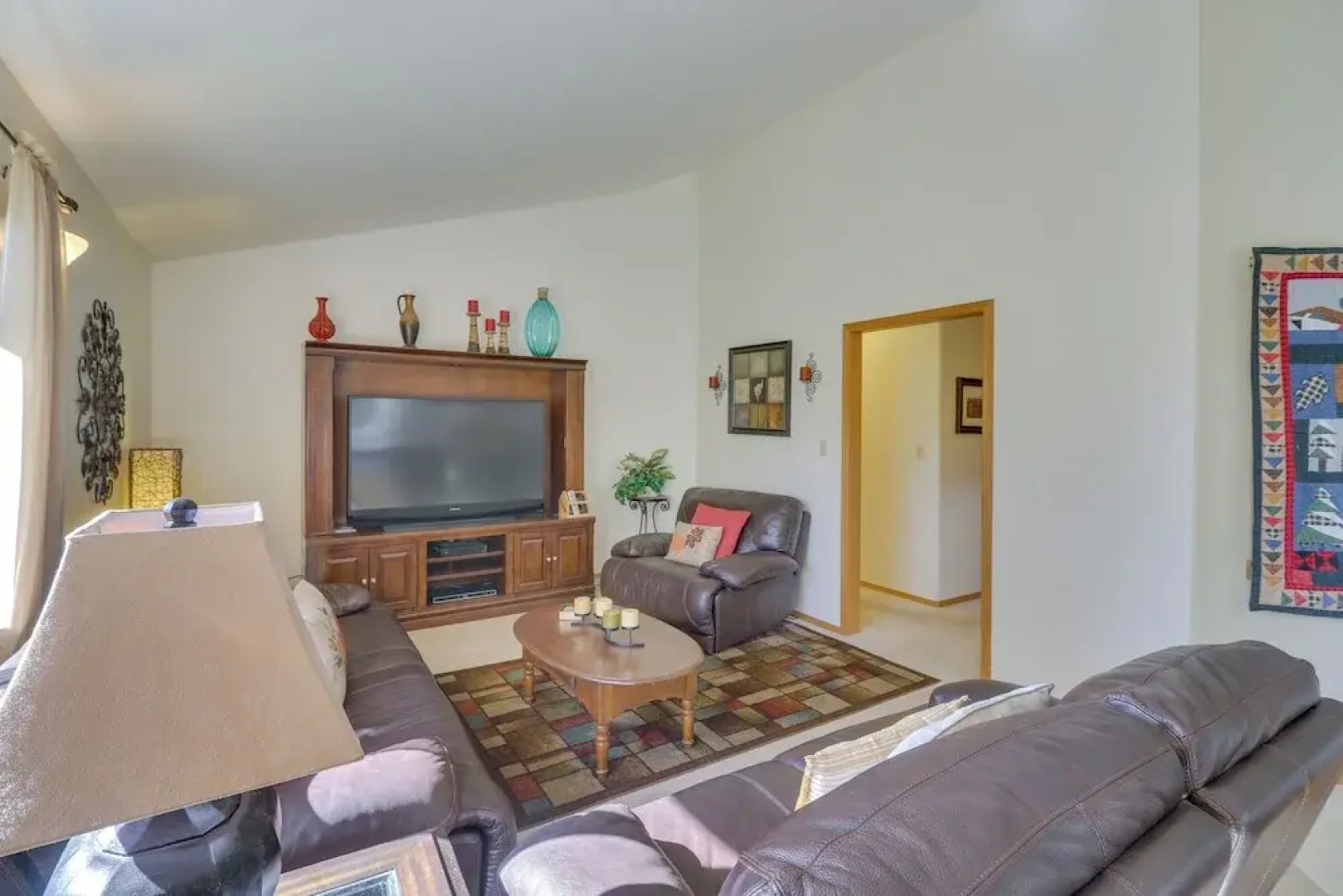 1 Mi to Flathead Lake: Bigfork Village Retreat