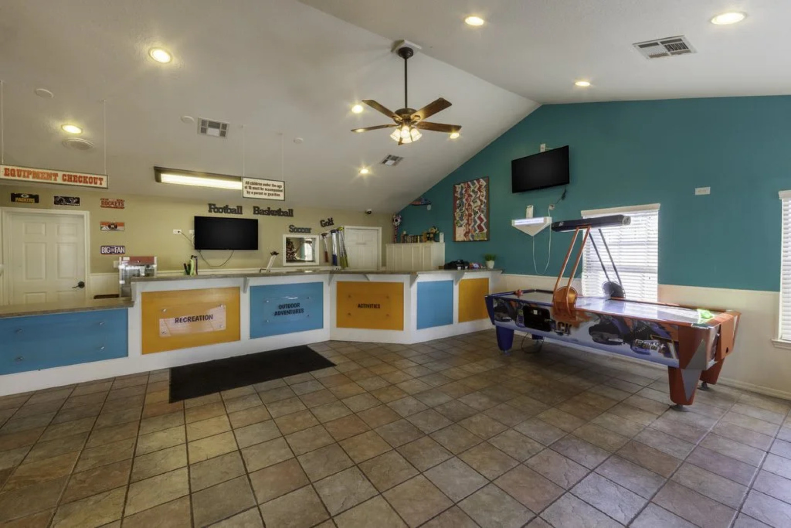 Holiday Inn Club Vacations Piney Shores Resort