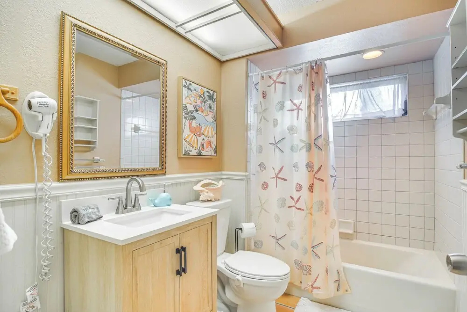 Prime Largo Vacation Rental w/ Lanai & Pool!