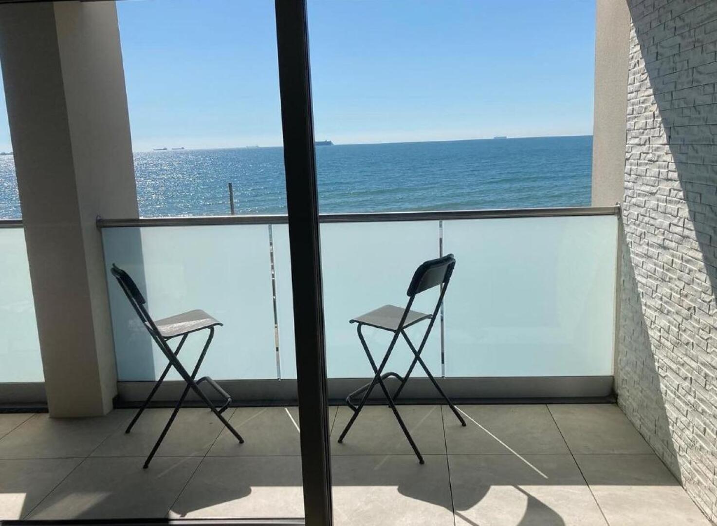 24 Breakwaters - Sandown Bay - Isle of Wight