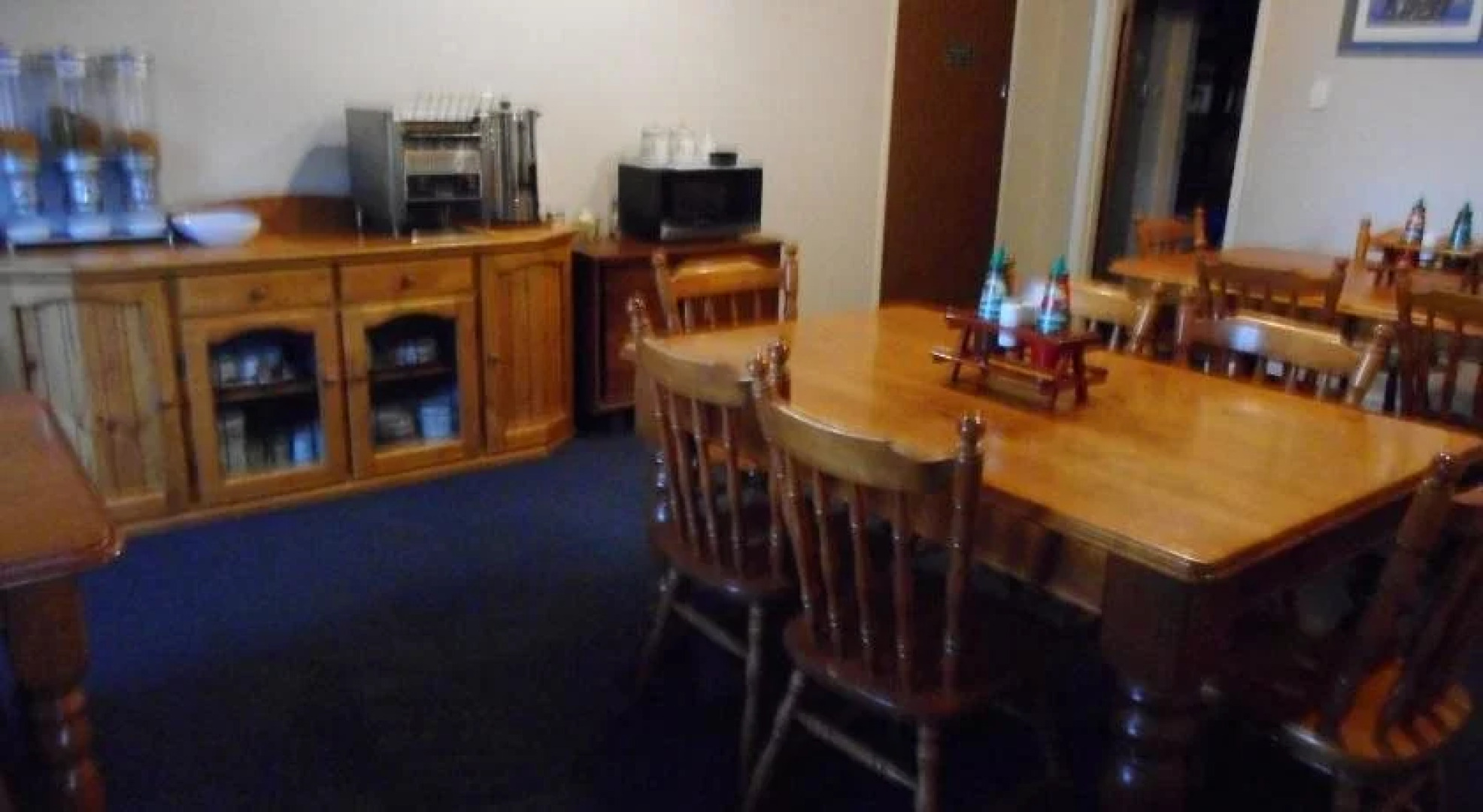 Acacia Rose Motor Inn