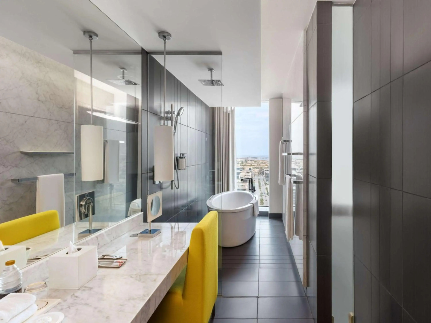 Al Bahar Hotel & Resort