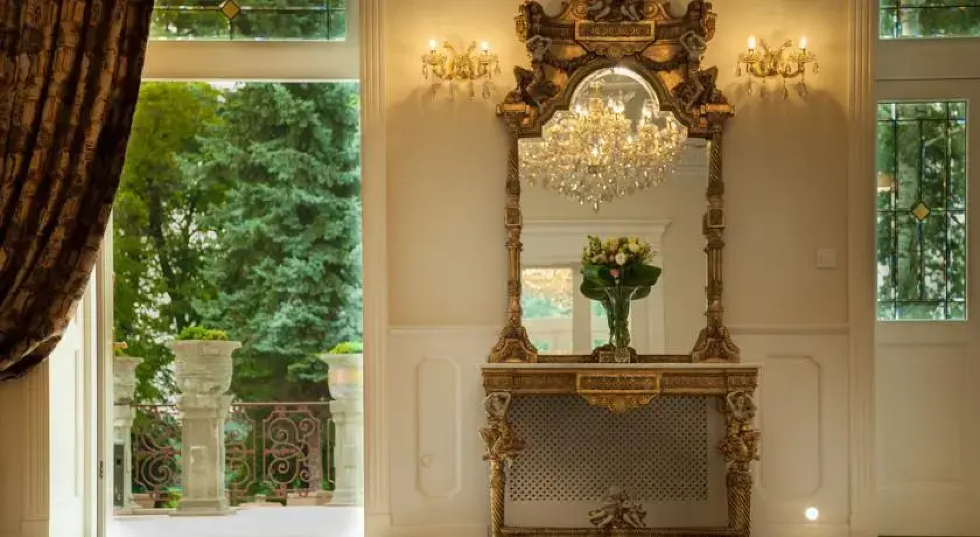 Dwór Prezydencki Cristal Park