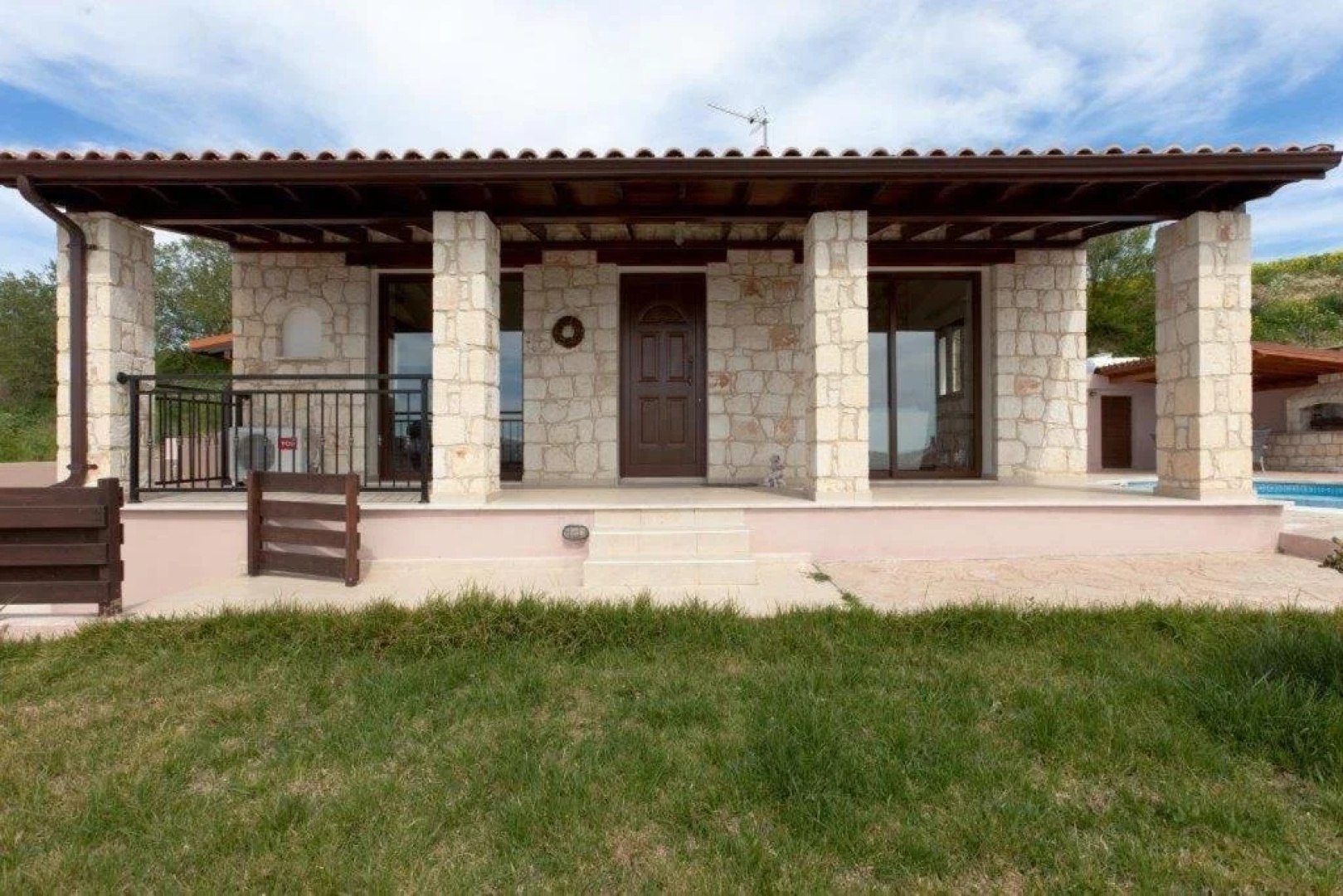 Afroditi House