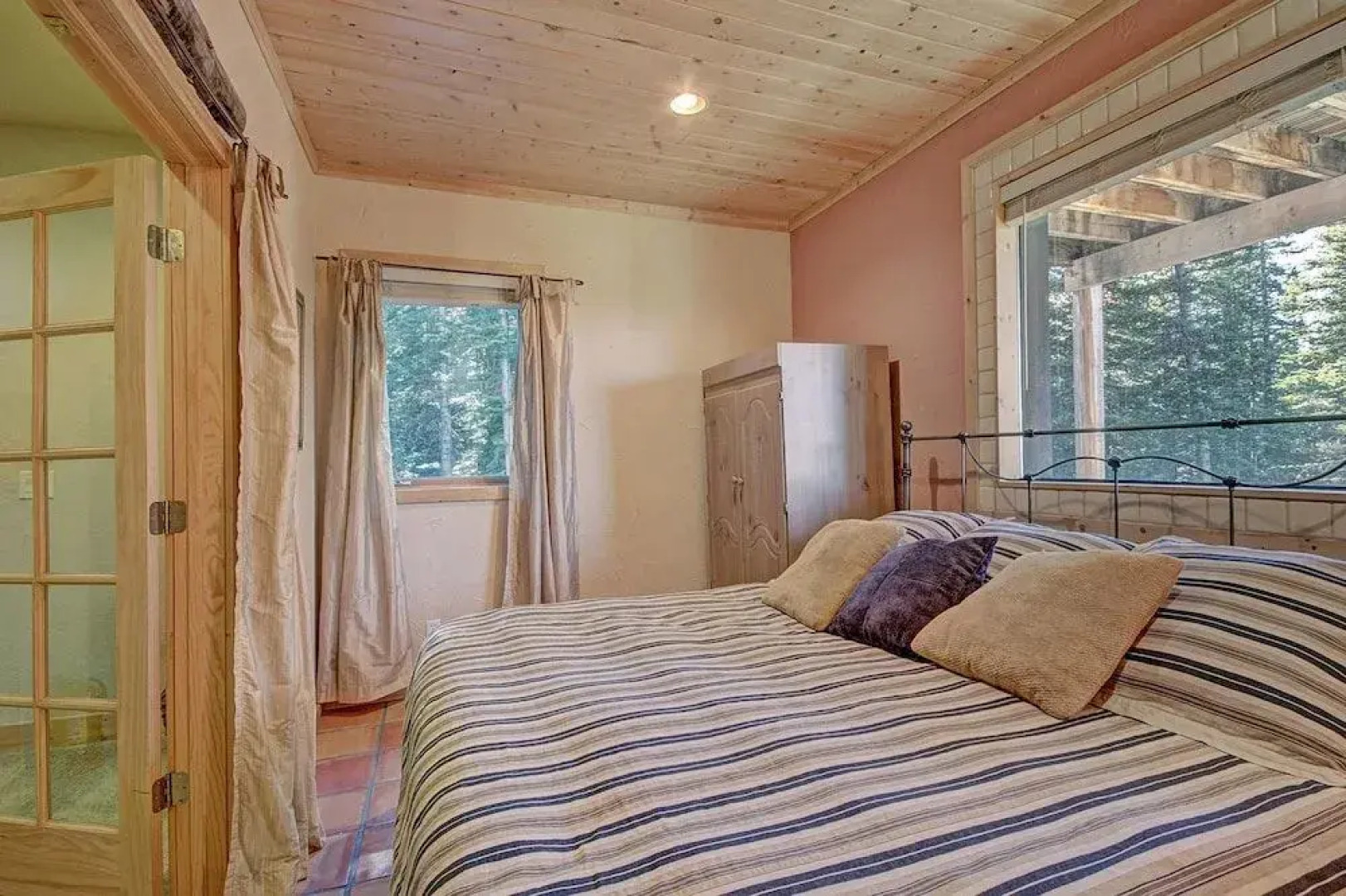 Quandary View Lodge by RedAwning