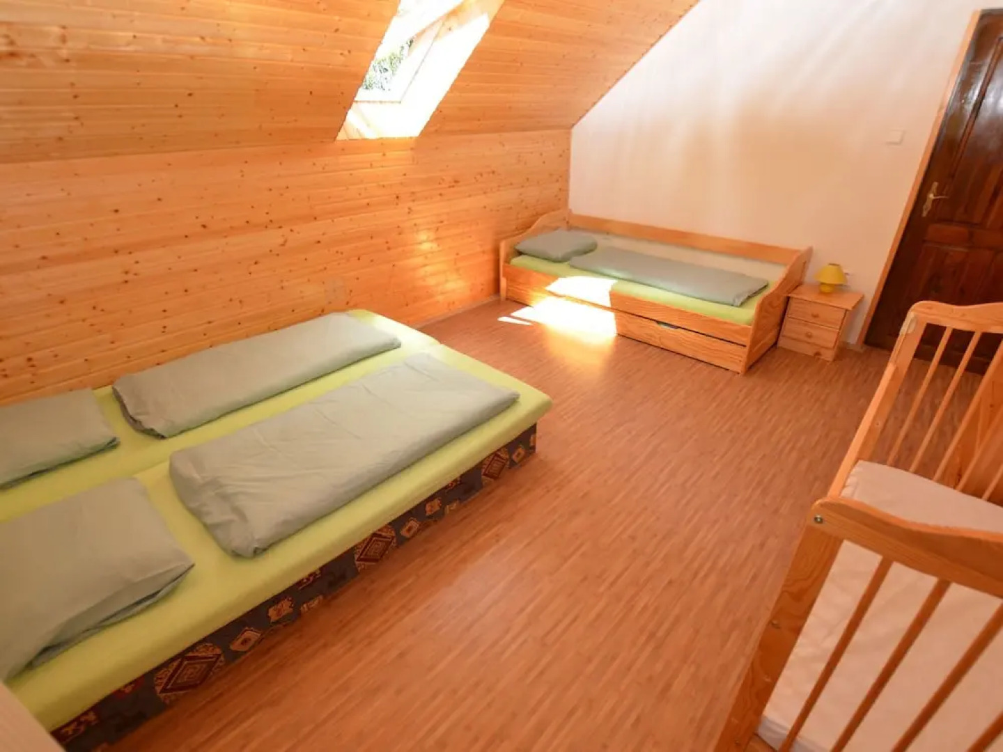 Detached, Spacious Holiday Home With Fireplace and Sauna