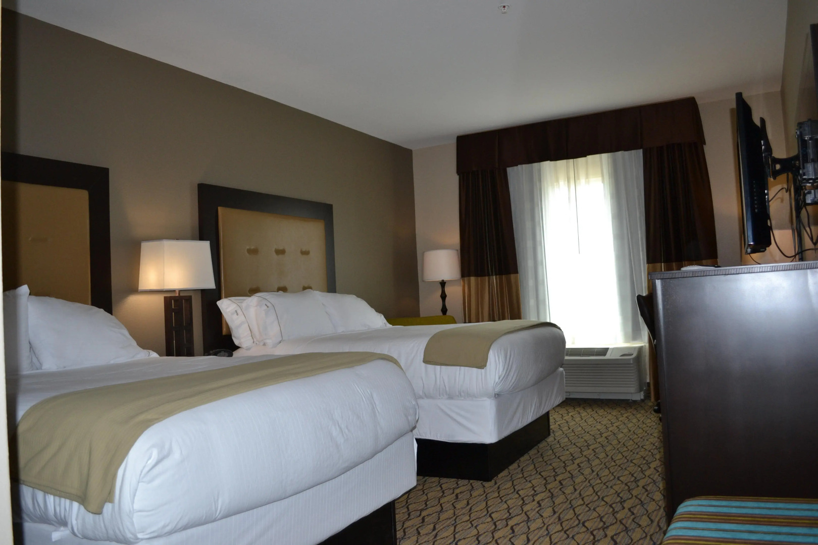 Holiday Inn Express Hotel & Suites St. Joseph by IHG