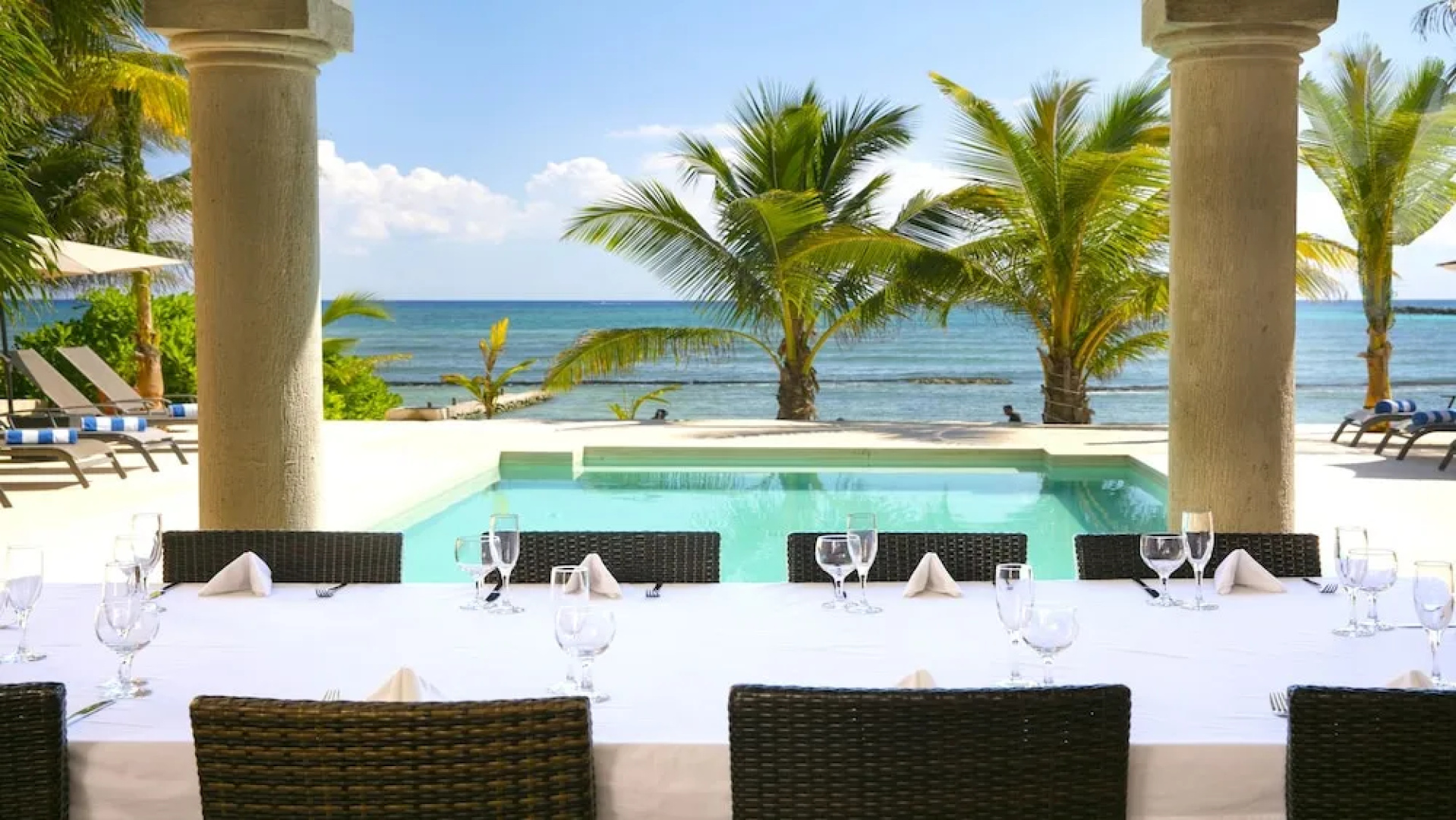 Hacienda Magica 7-14BR Villa Full Staff By RMH
