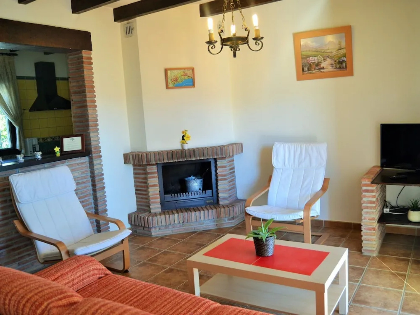 Modern Cottage in Viñuela With Swimming Pool