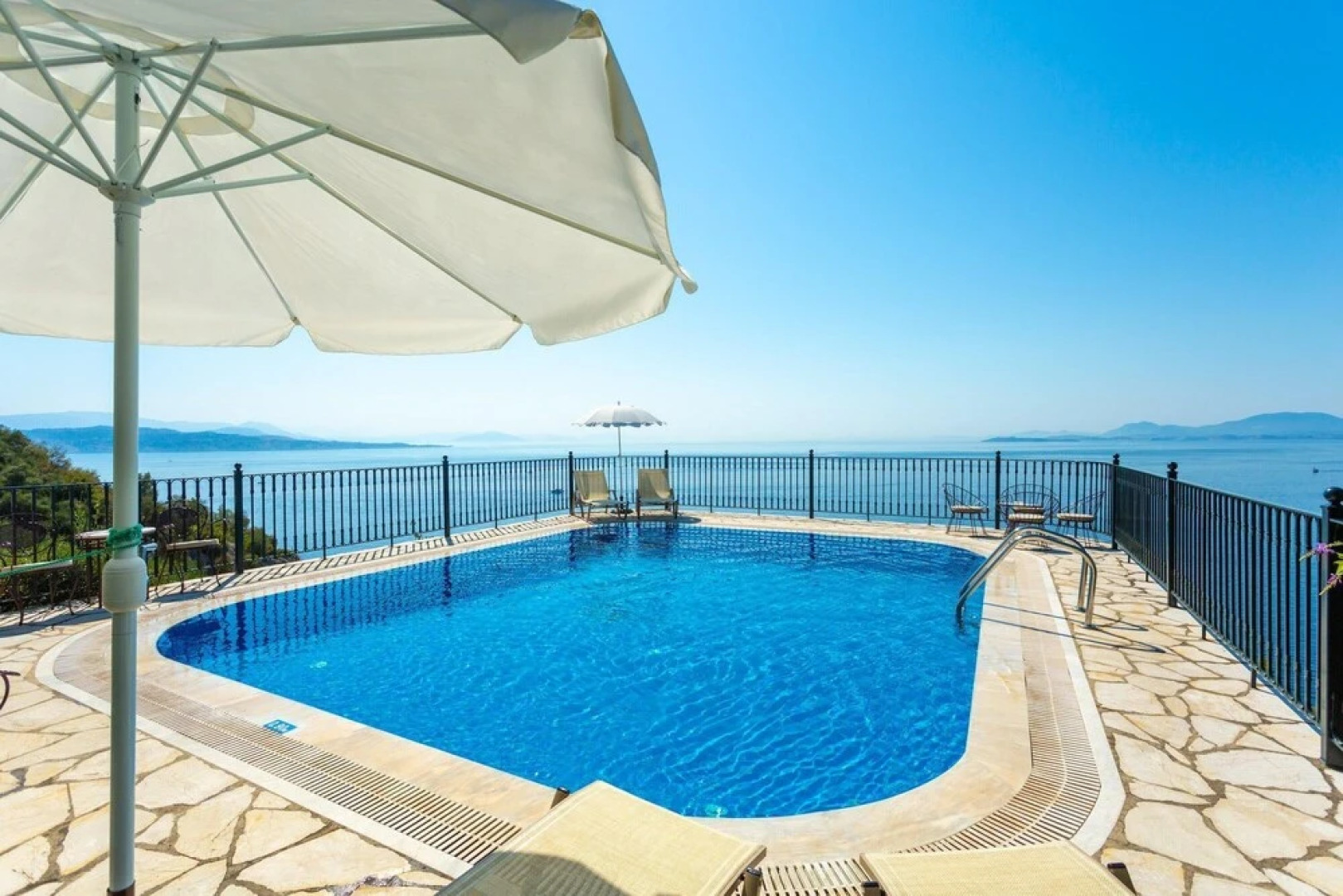 Villa Elpida Private Pool Walk to Beach Sea Views A C Wifi Car Not Required - 2423
