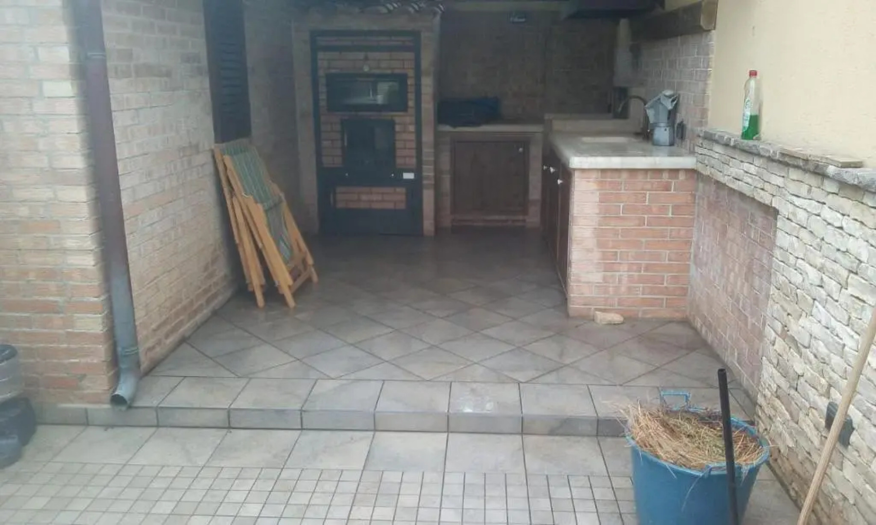 Palermo airport house