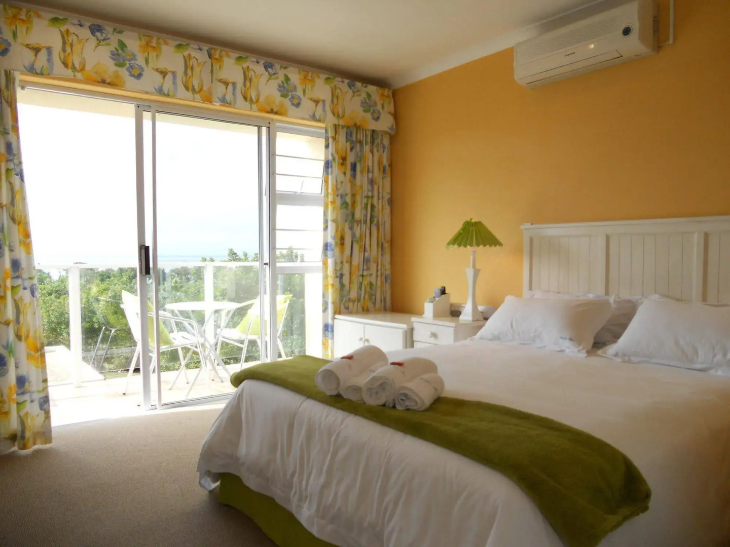 Thanda Vista - Bed and Breakfast