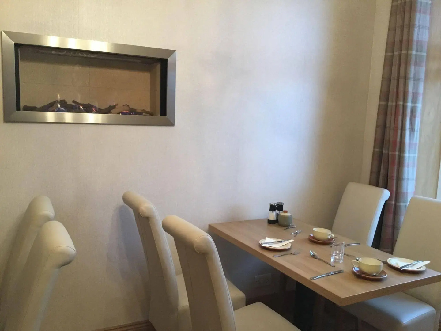 Lakeview Guest House