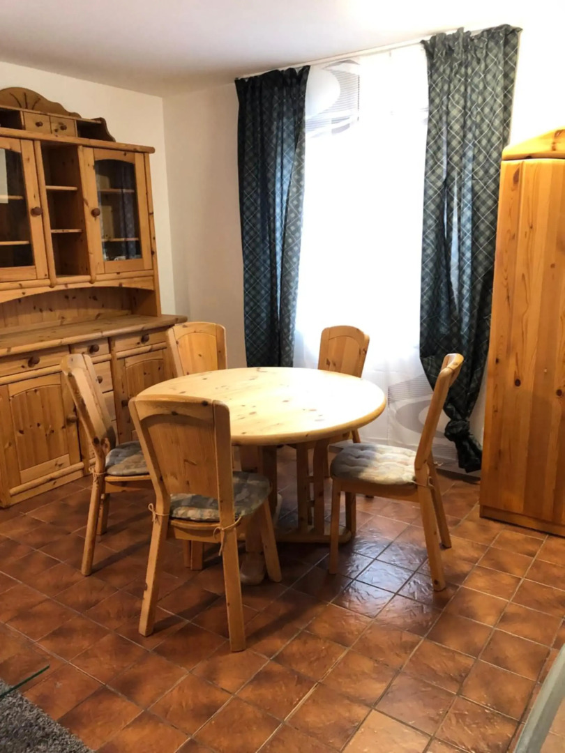 1 Zimmer Appartment, OG rechts, 108 A