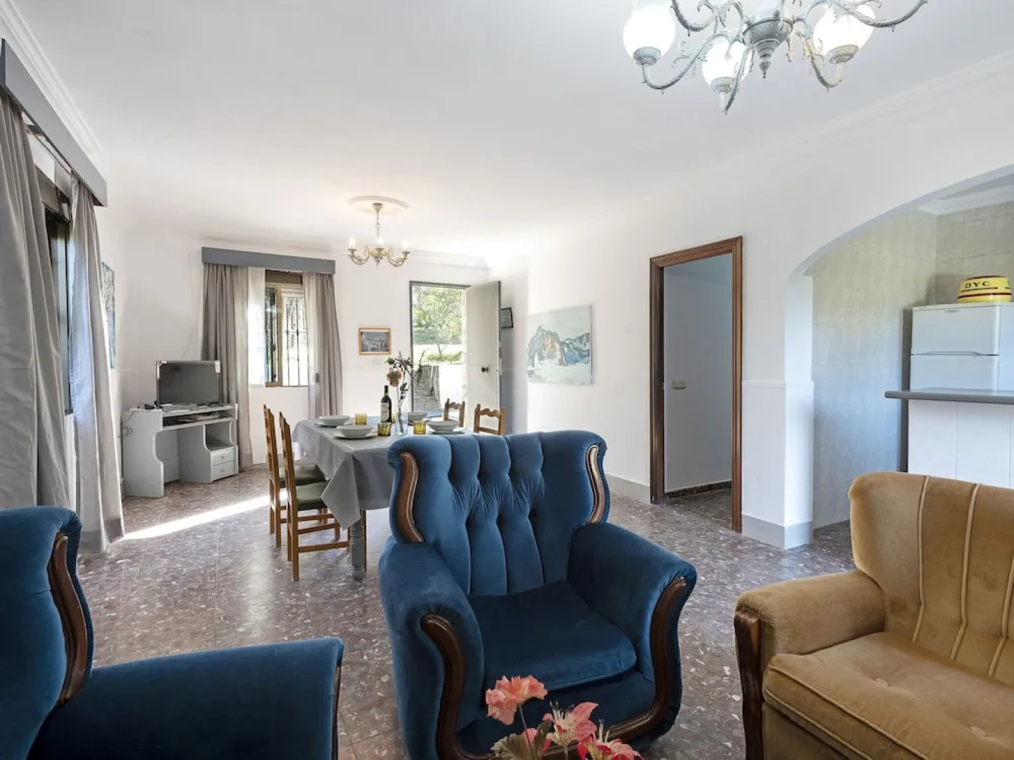 Spacious Holiday Home in Ubrique With Swimming Pool