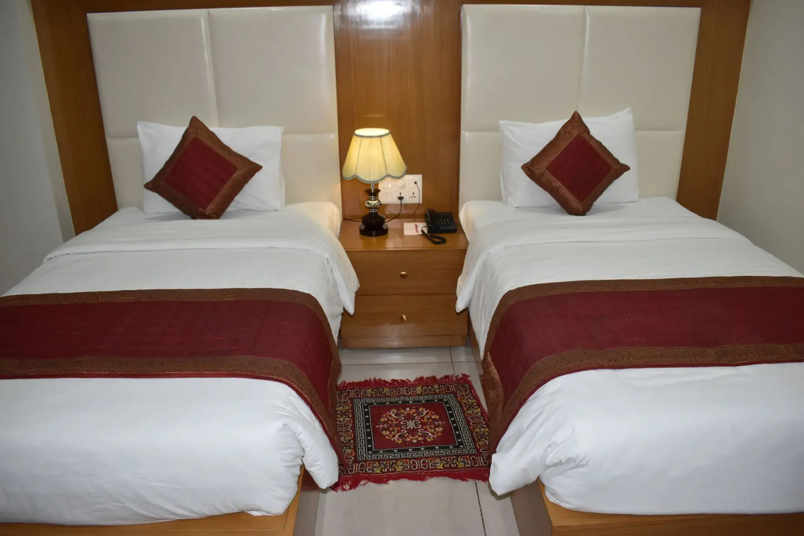 Hotel Anand International