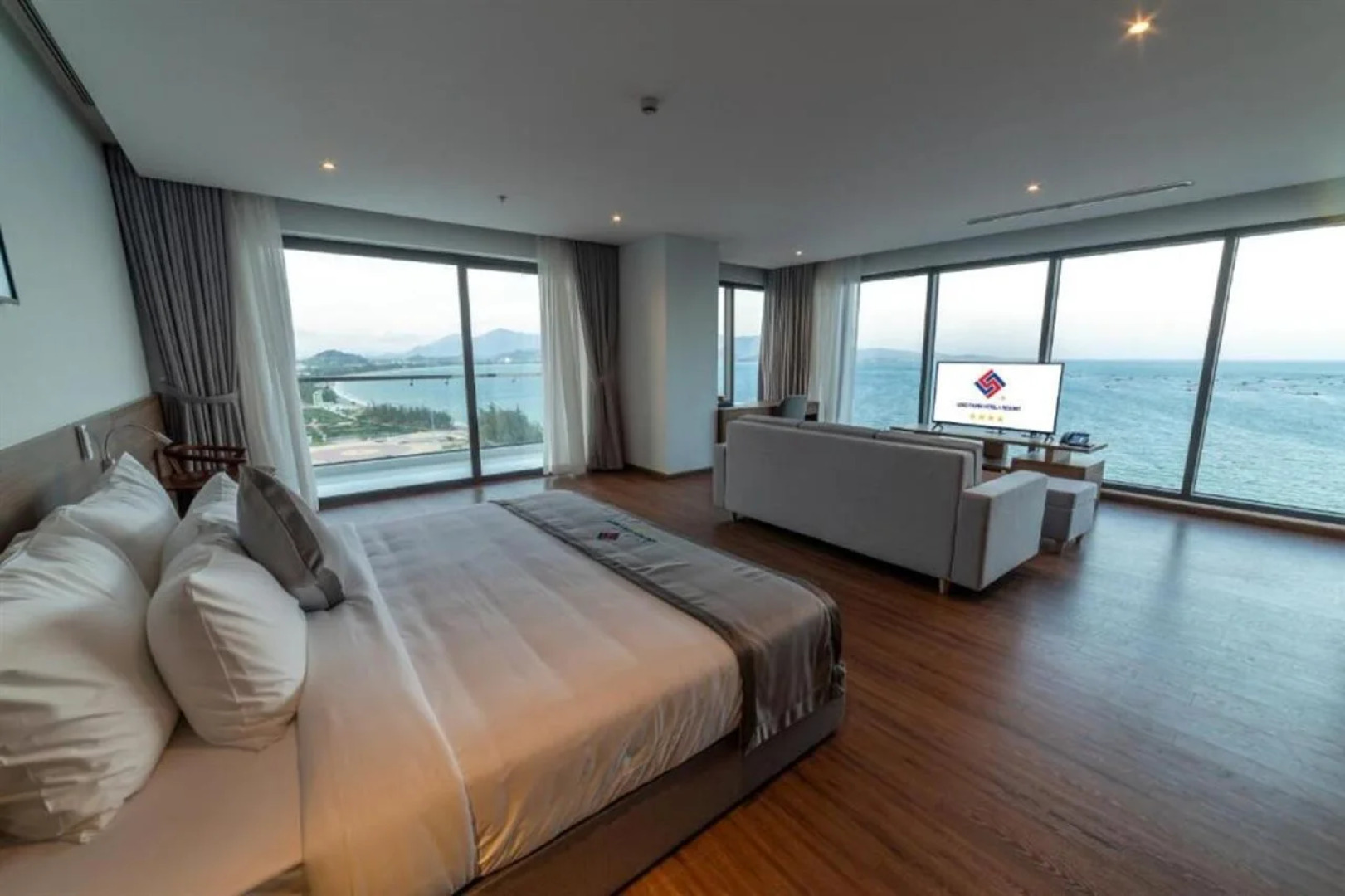 Long Thuan Hotel & Resort