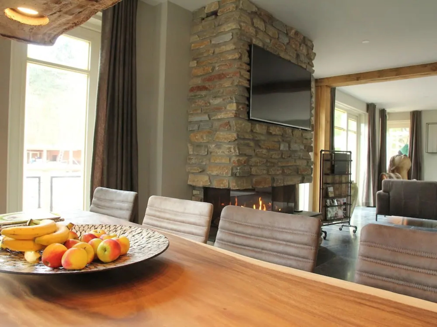 Luxurious Holiday Home with Hot Tub in Noordwijk