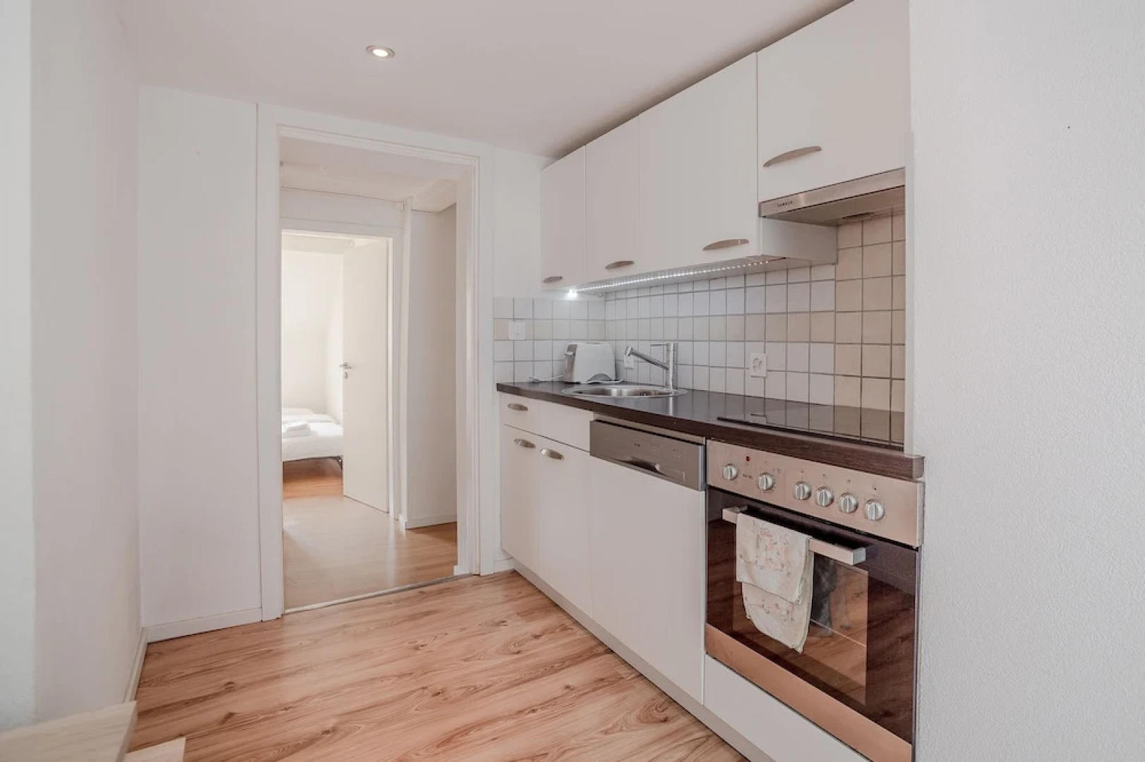 AirHosted - Weesen Holiday Rentals