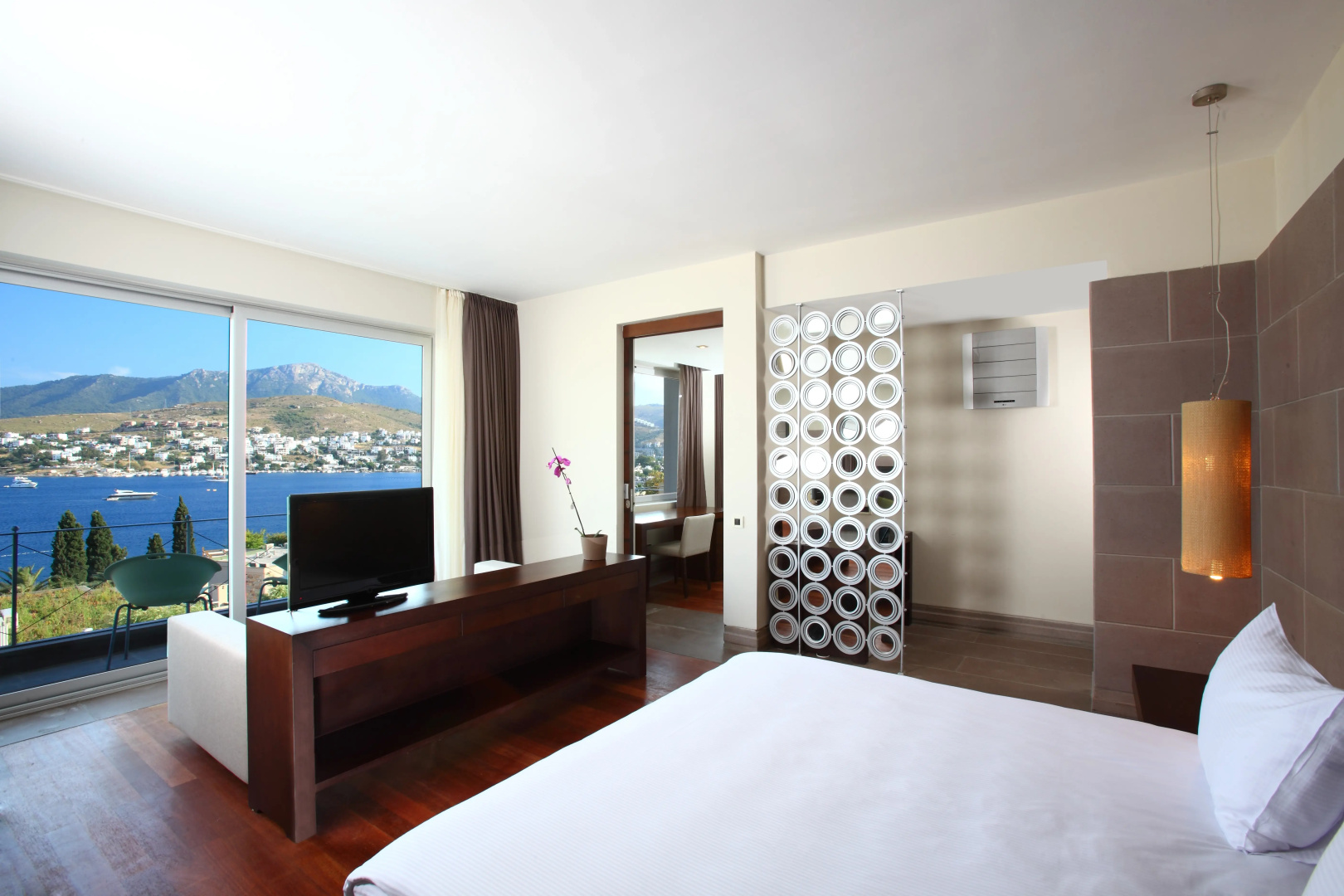 No:81 Hotel