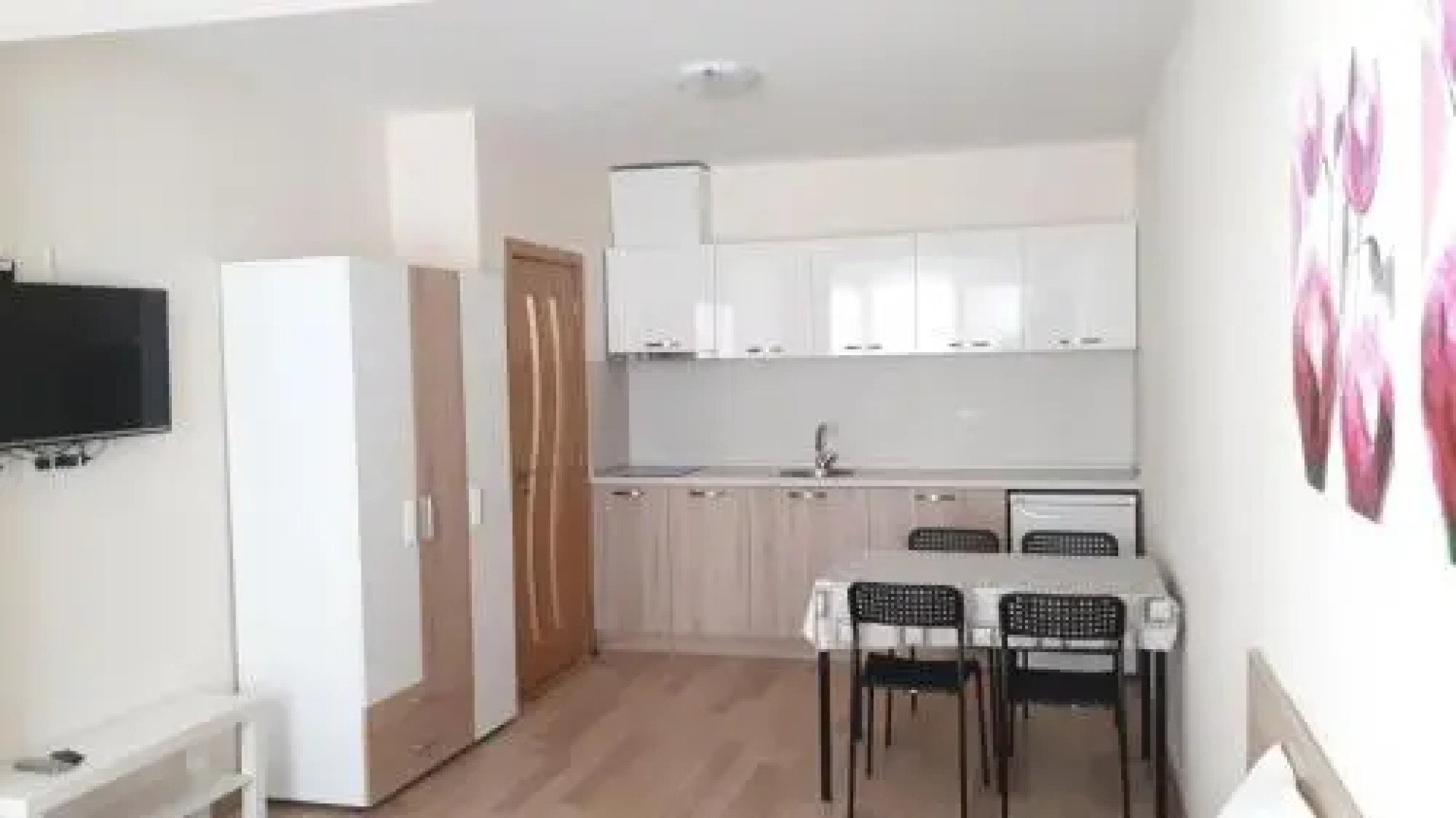 Flora Beach Resort apartments