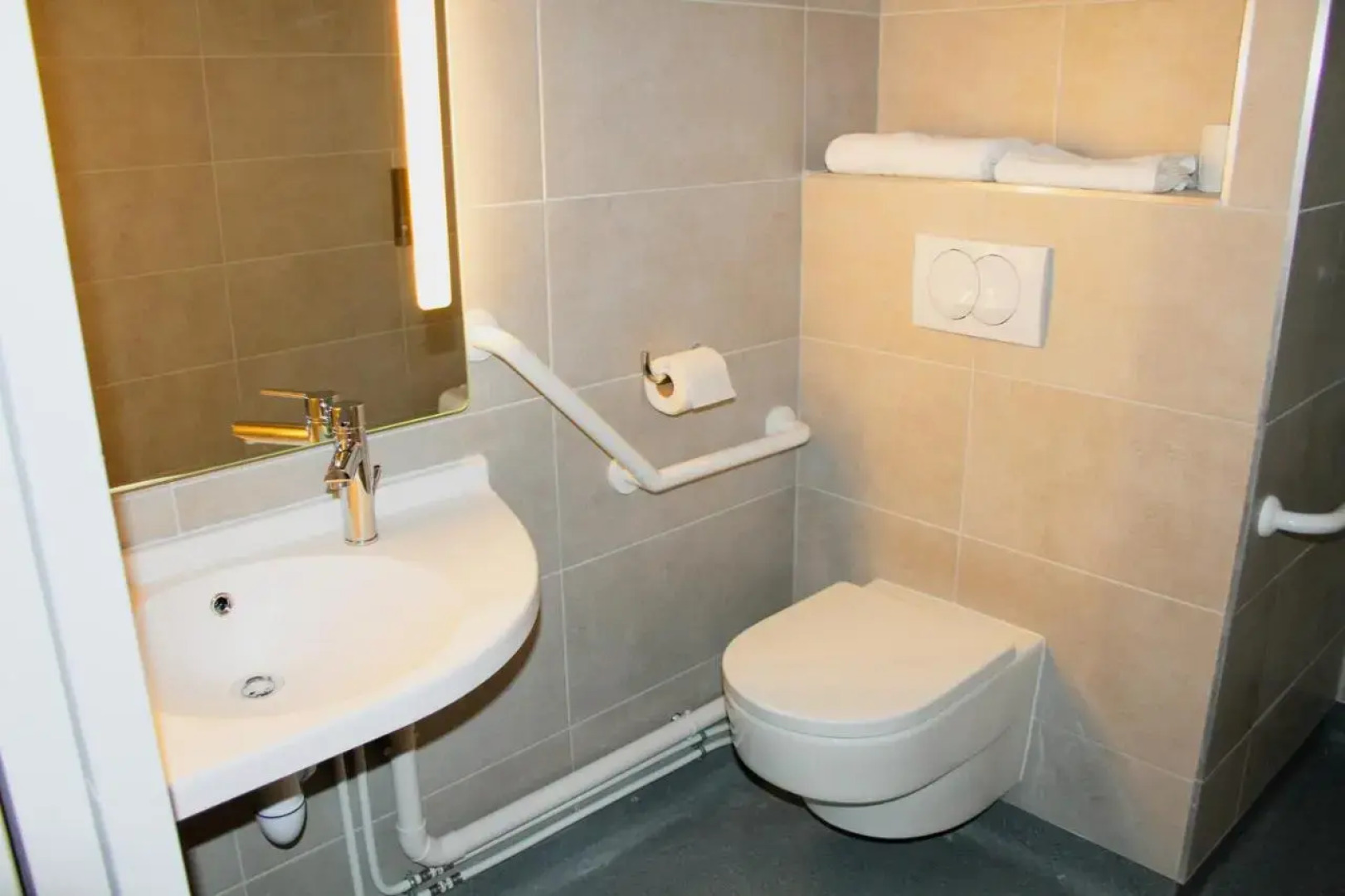 B&B HOTEL Aix-Les-Bains