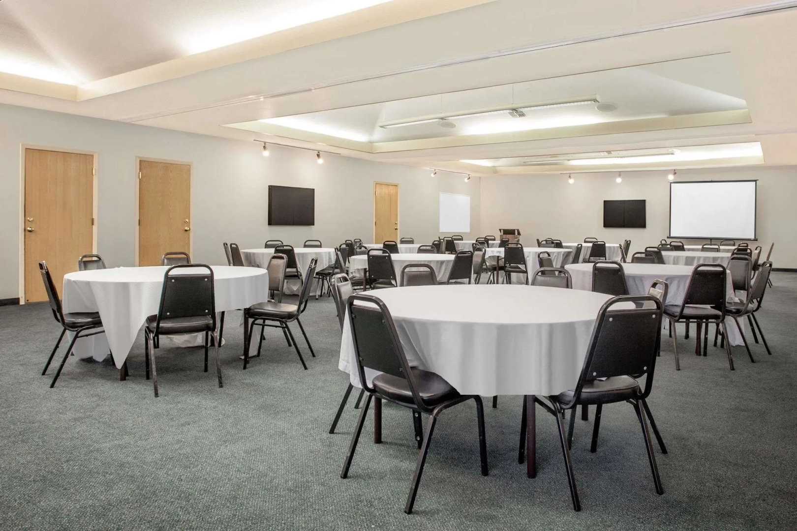 Hawthorn Suites by Wyndham Kent, WA