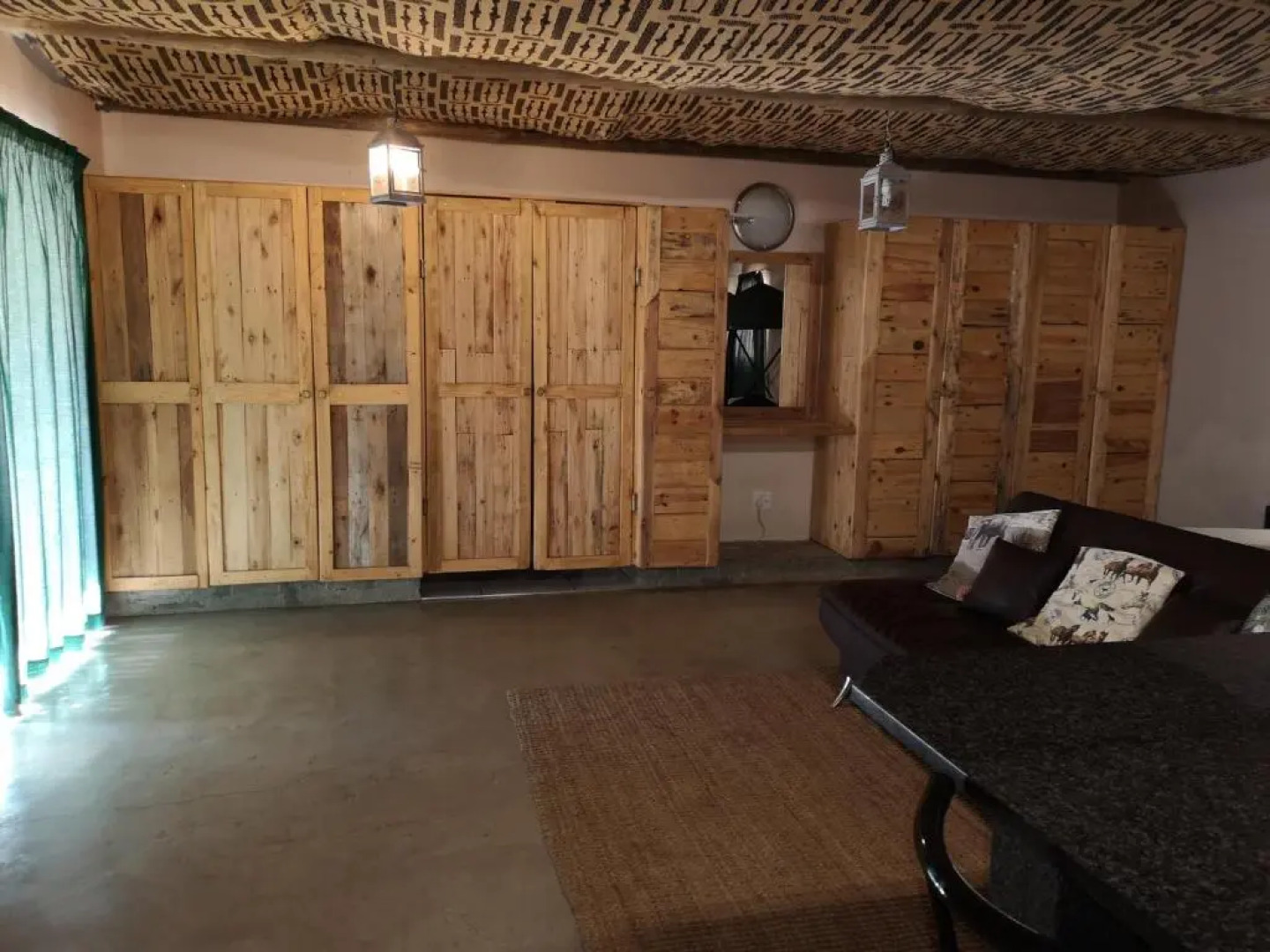 AAA Rose Garden Guesthouse