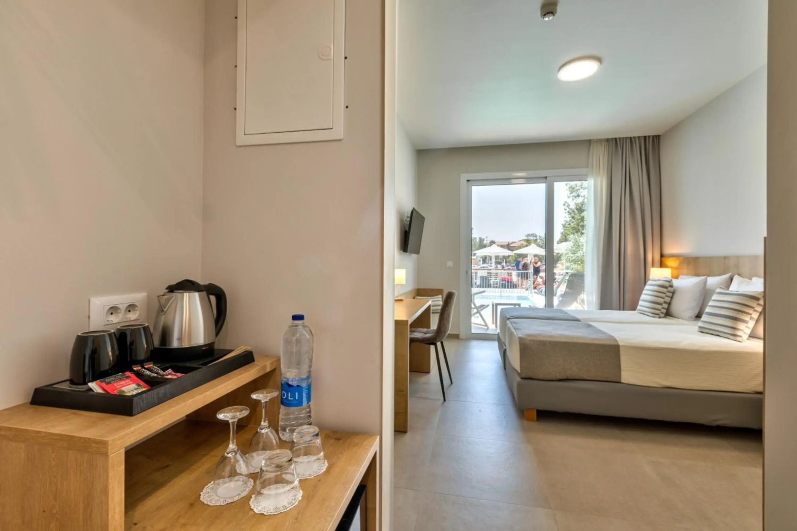 White Olive Premium Laganas - All Inclusive