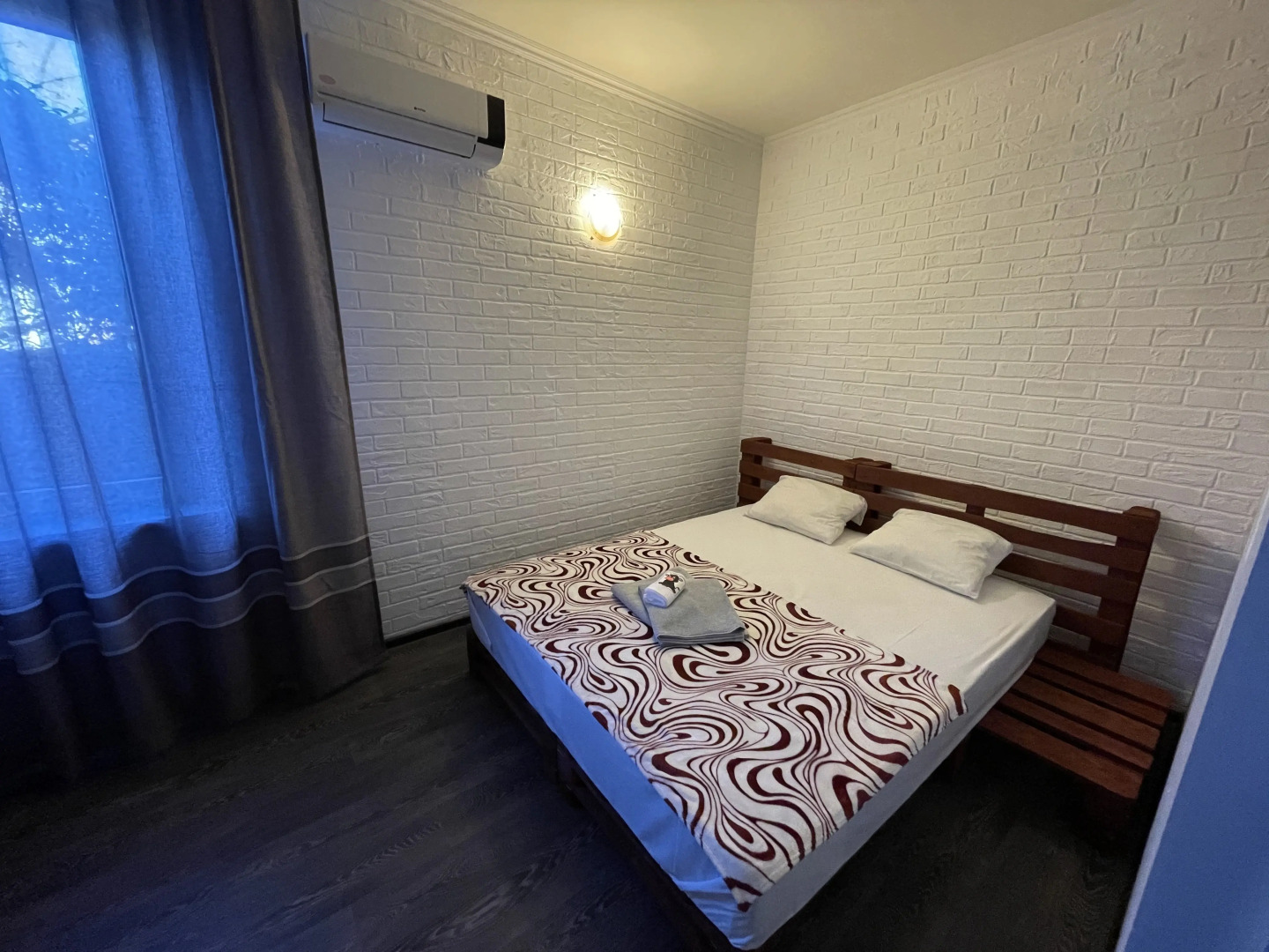 Шале у моря (Цандрипш)