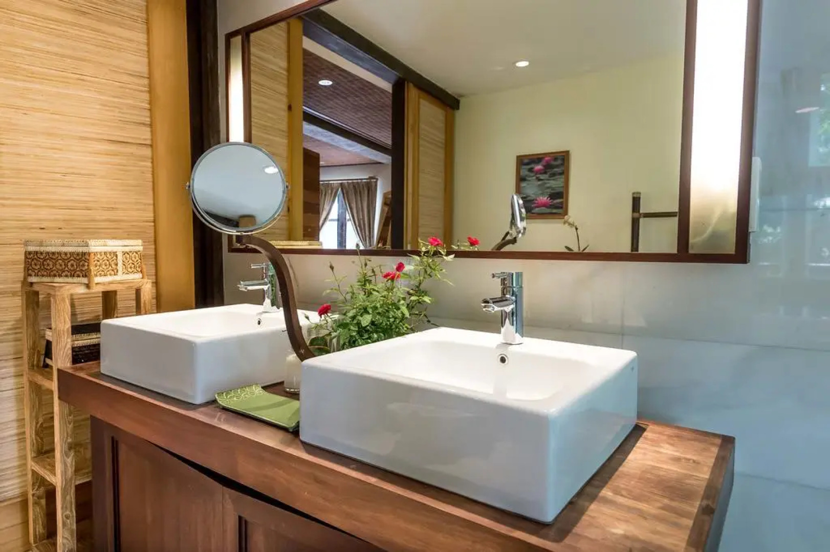 Casabrina Vacation Villas