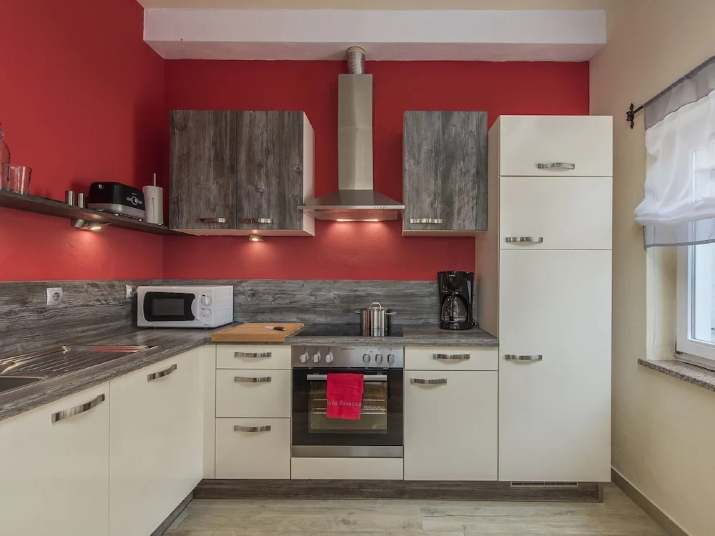 Comfortably and Lovingly Furnished Villa With Pool for a Relaxing Family Holiday